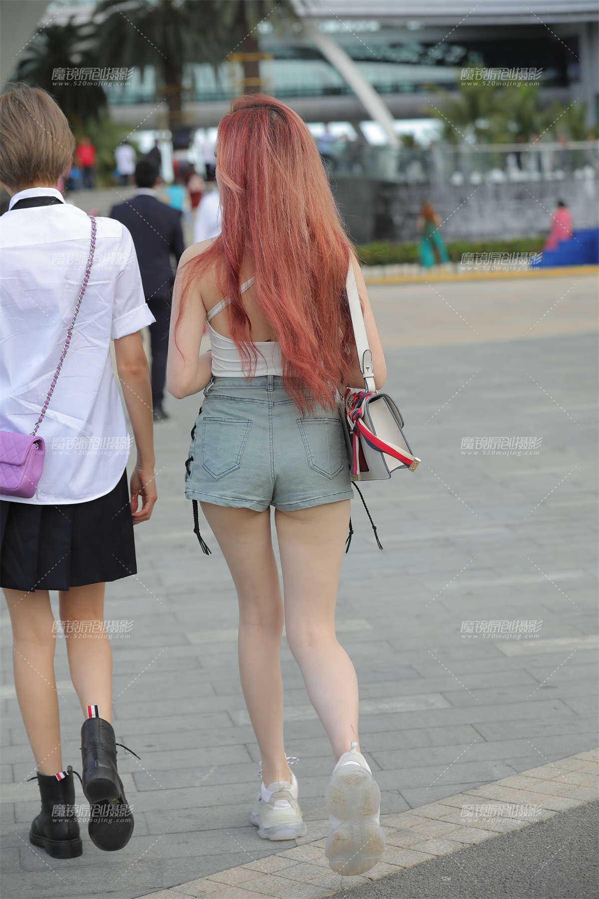 图片[2]-【凯恩赛贴】妙龄女孩 靓丽的风景线-日更街拍