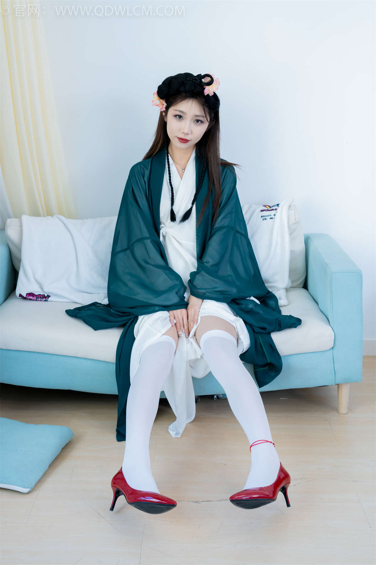 图片[2]-物恋传媒 NO.2212 泡泡-一滴泪-日更街拍