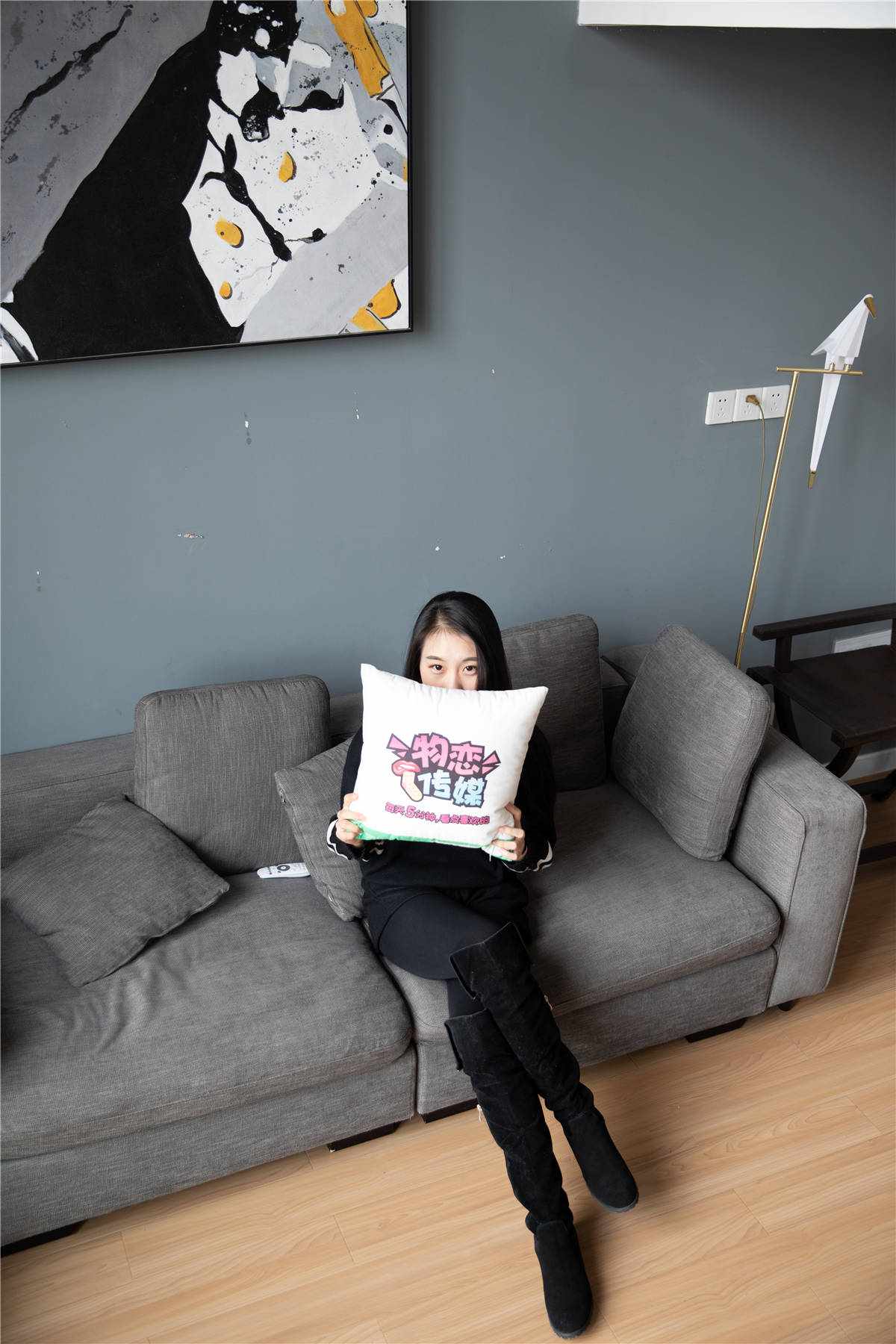 图片[2]-物恋传媒No.100期：璐璐-小舒淇的冷与性感-日更街拍