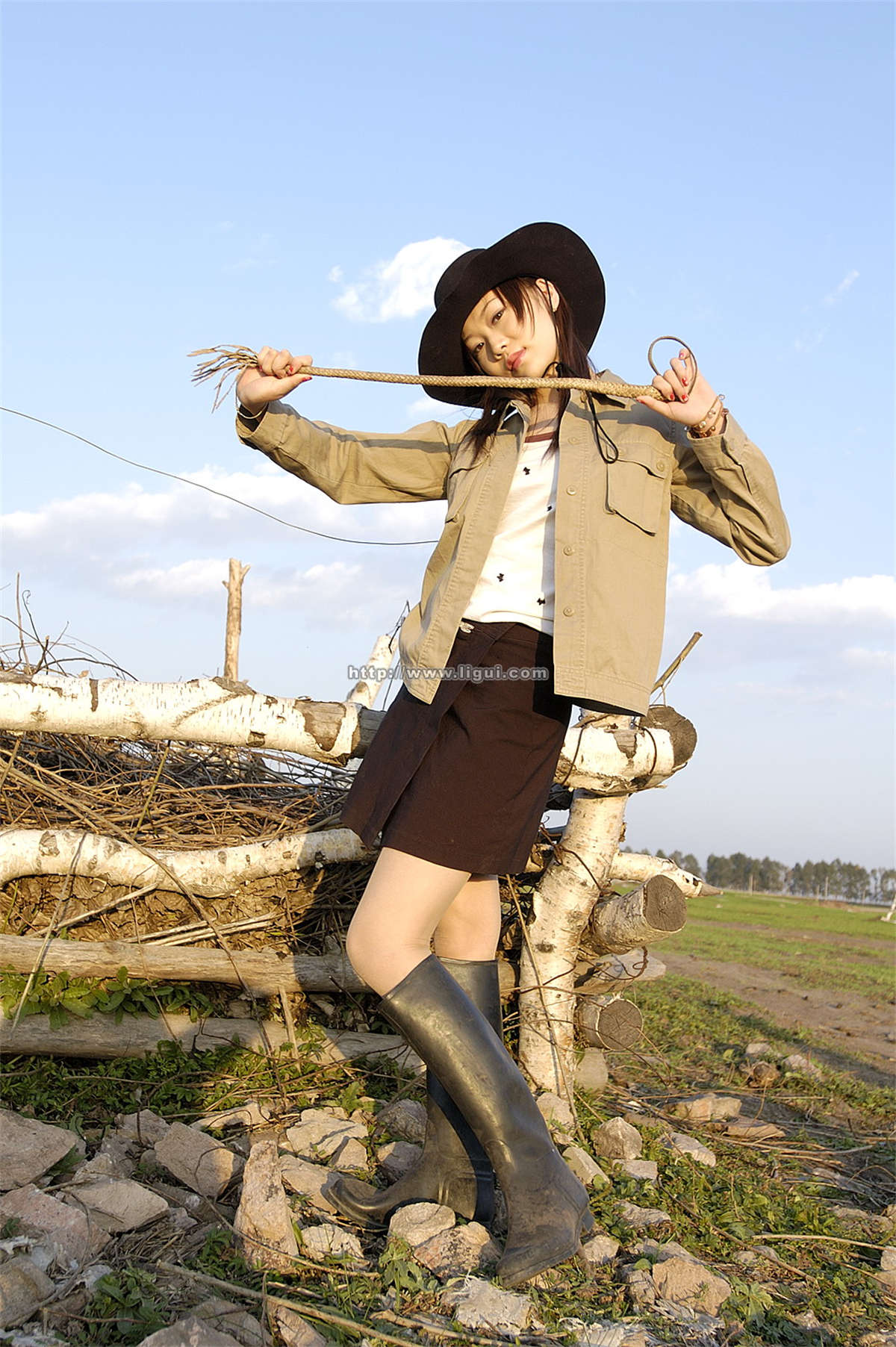 图片[2]-Ligui丽柜 2005-11-23-日更街拍