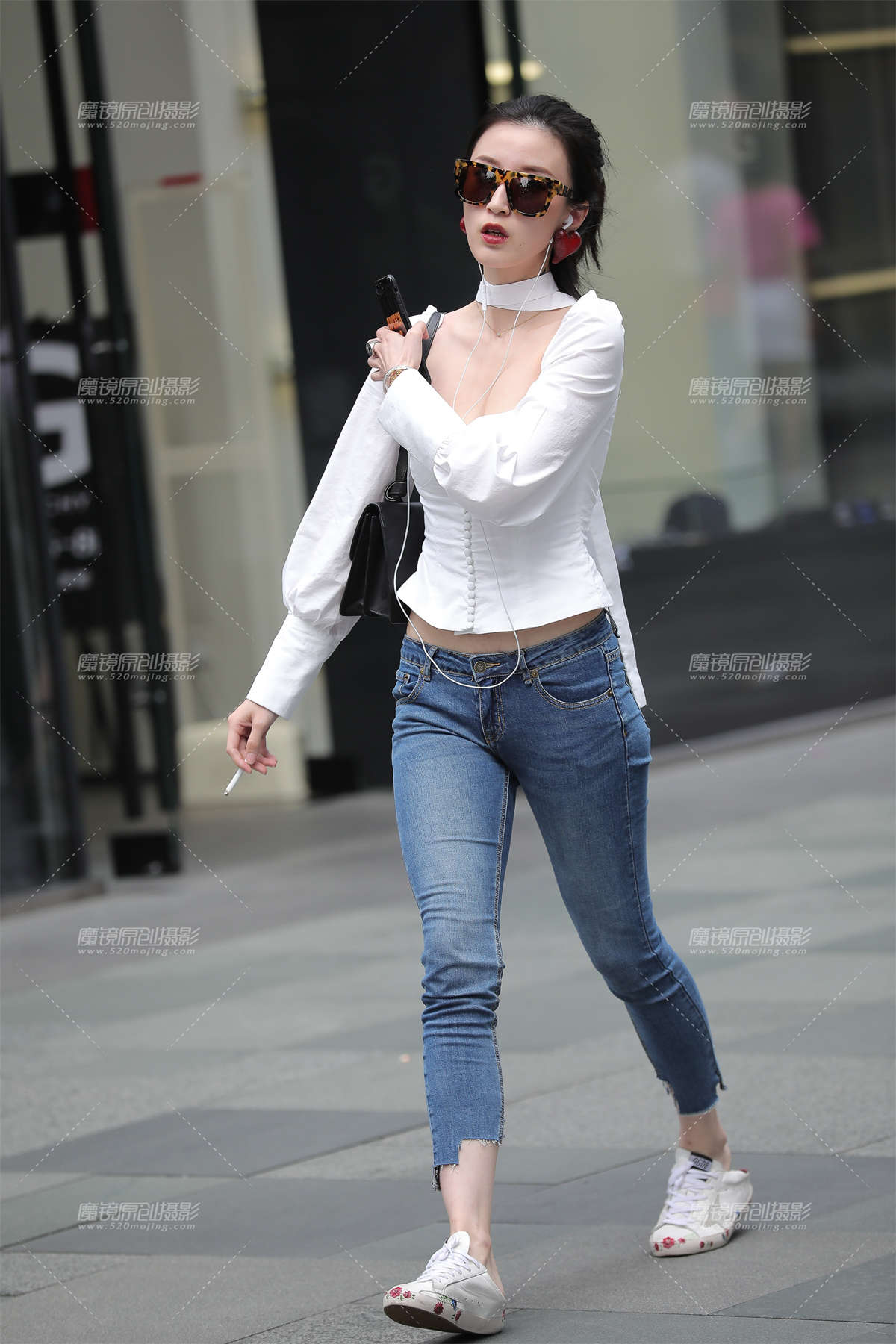时尚女孩 酷劲十足-日更街拍