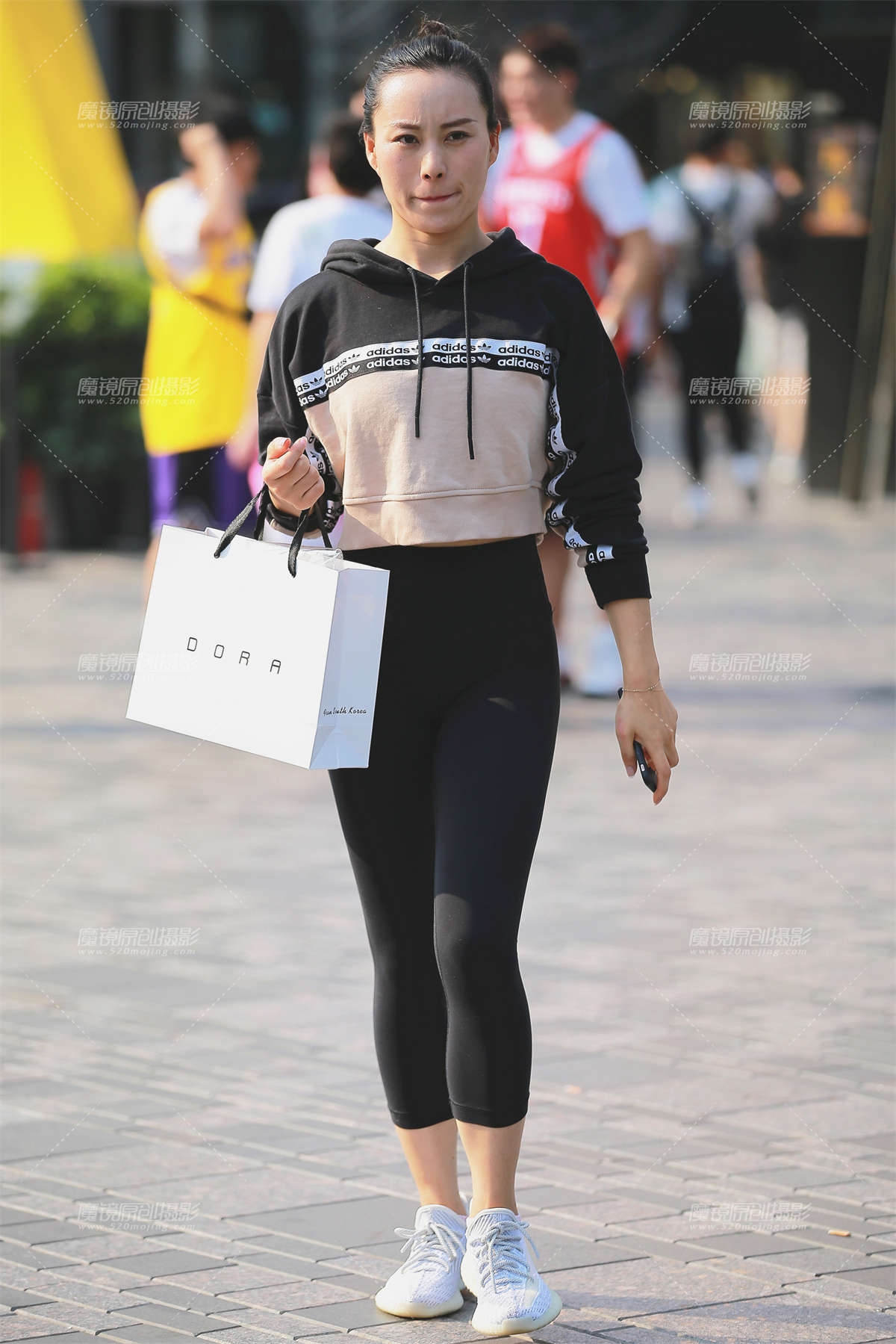 【玻璃赛帖】精致干练的小__-日更街拍