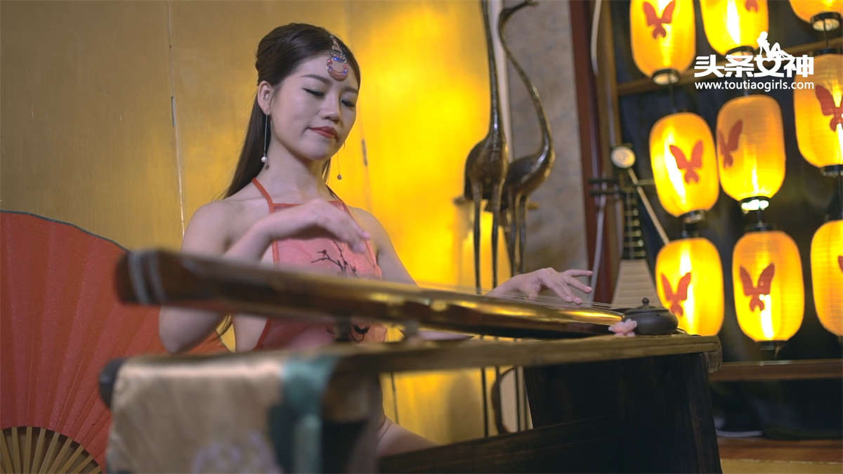 TouTiao头条女神 2017.08.28 宸希 梦回七夕唯美视频-日更街拍