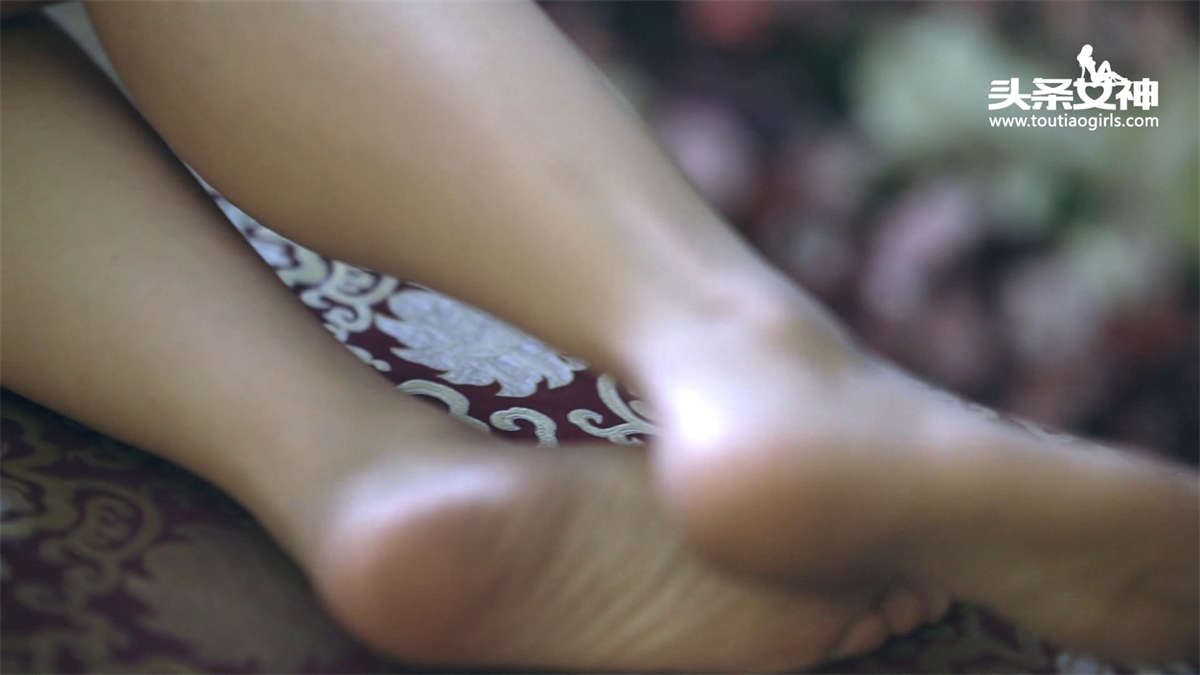 图片[2]-TouTiao头条女神 2017.08.28 宸希 梦回七夕唯美视频-日更街拍