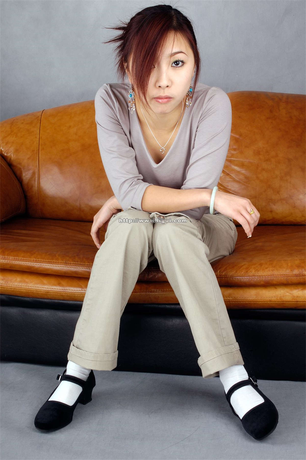 Ligui丽柜 2004-8-25-日更街拍