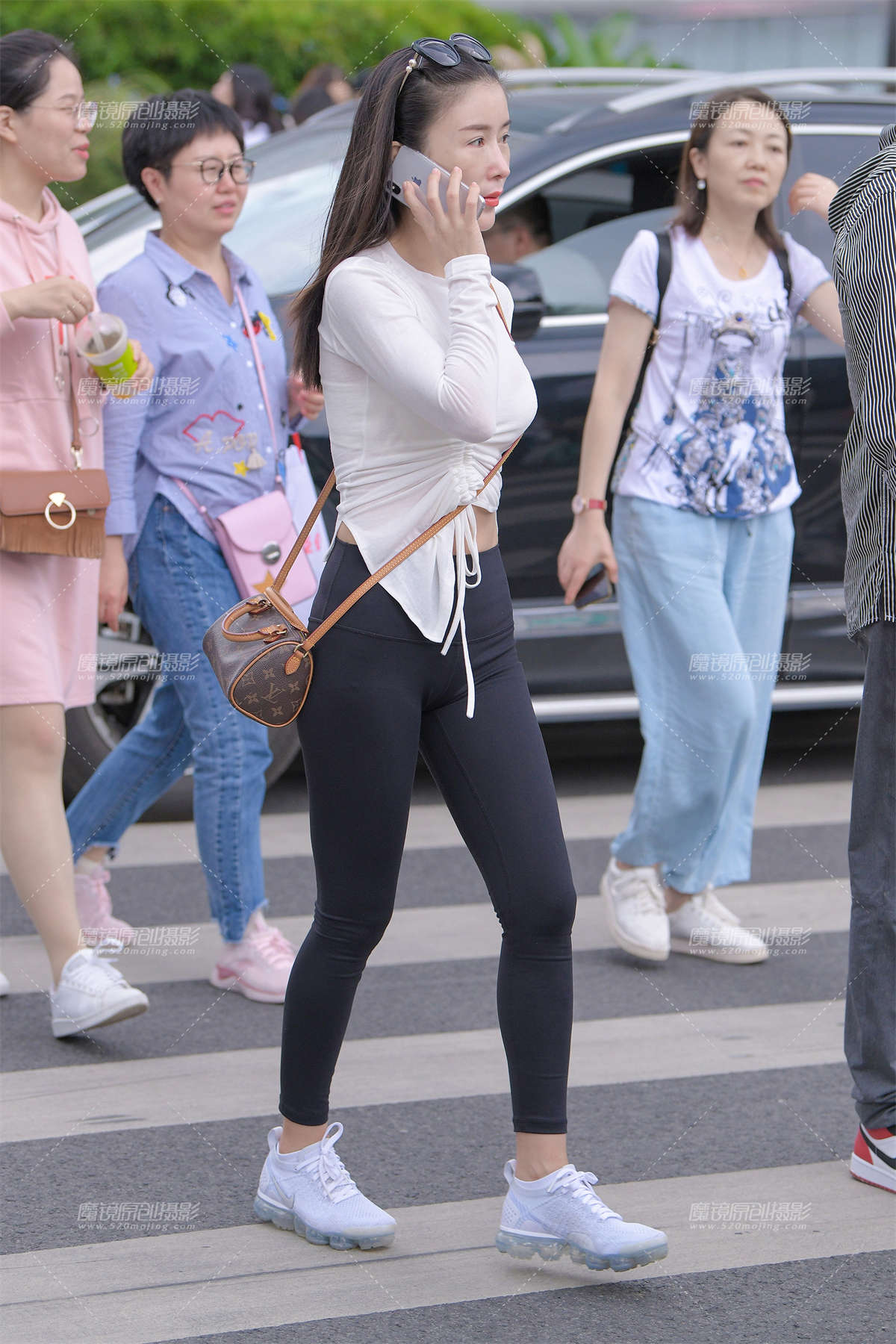 【视觉冲击赛贴】XING感黑色紧身裤__-日更街拍