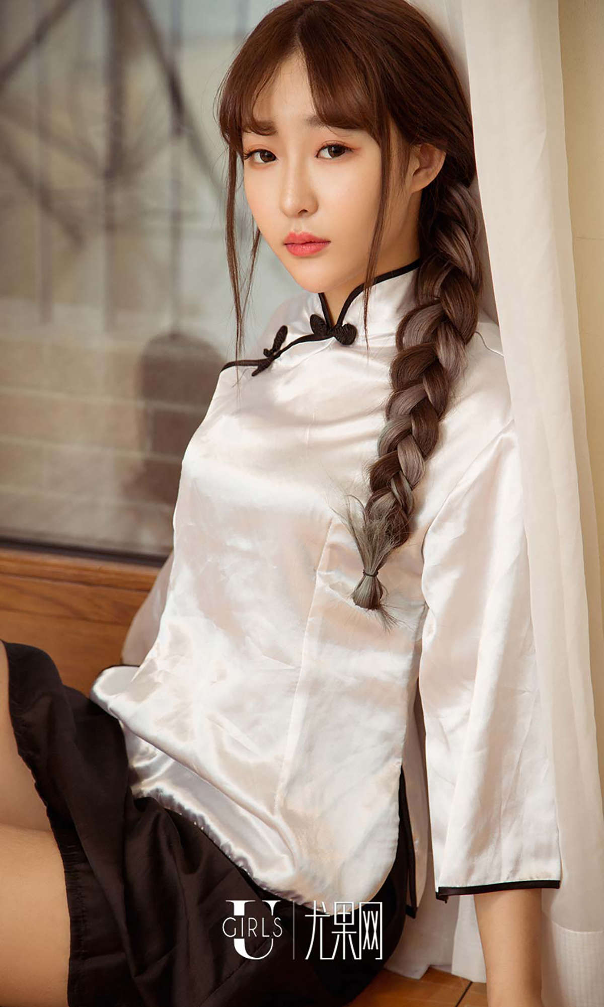 Ugirls爱尤物 NO.565 含含一含苞待放-日更街拍