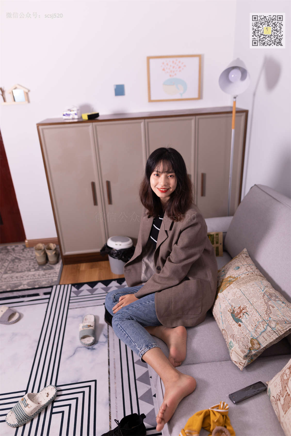 LSS山茶摄影 NO.278 婷婷 丝袜棉袜哪个是你最爱-日更街拍