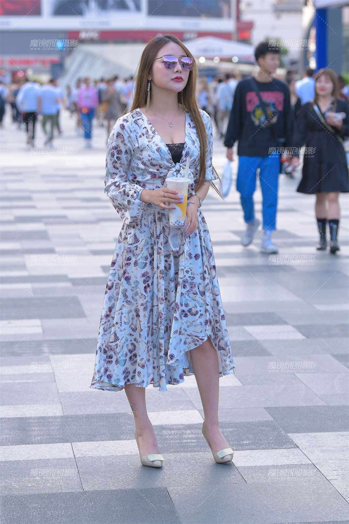 【视觉冲击赛贴】被采访de迷人小姐姐-日更街拍