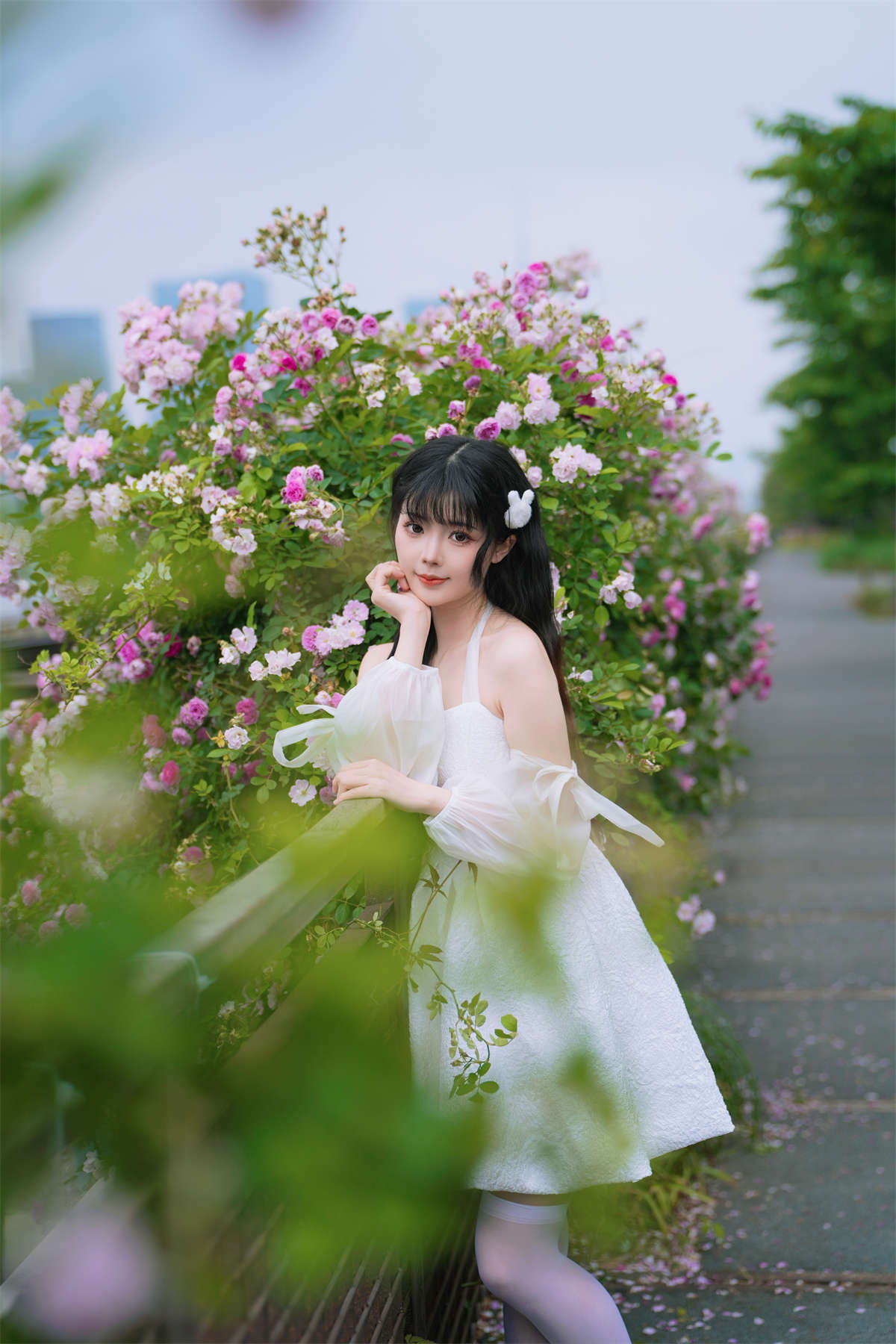 YITUYU艺图语 2023.06.10 初恋蔷薇花 丝言不吃包子插图1