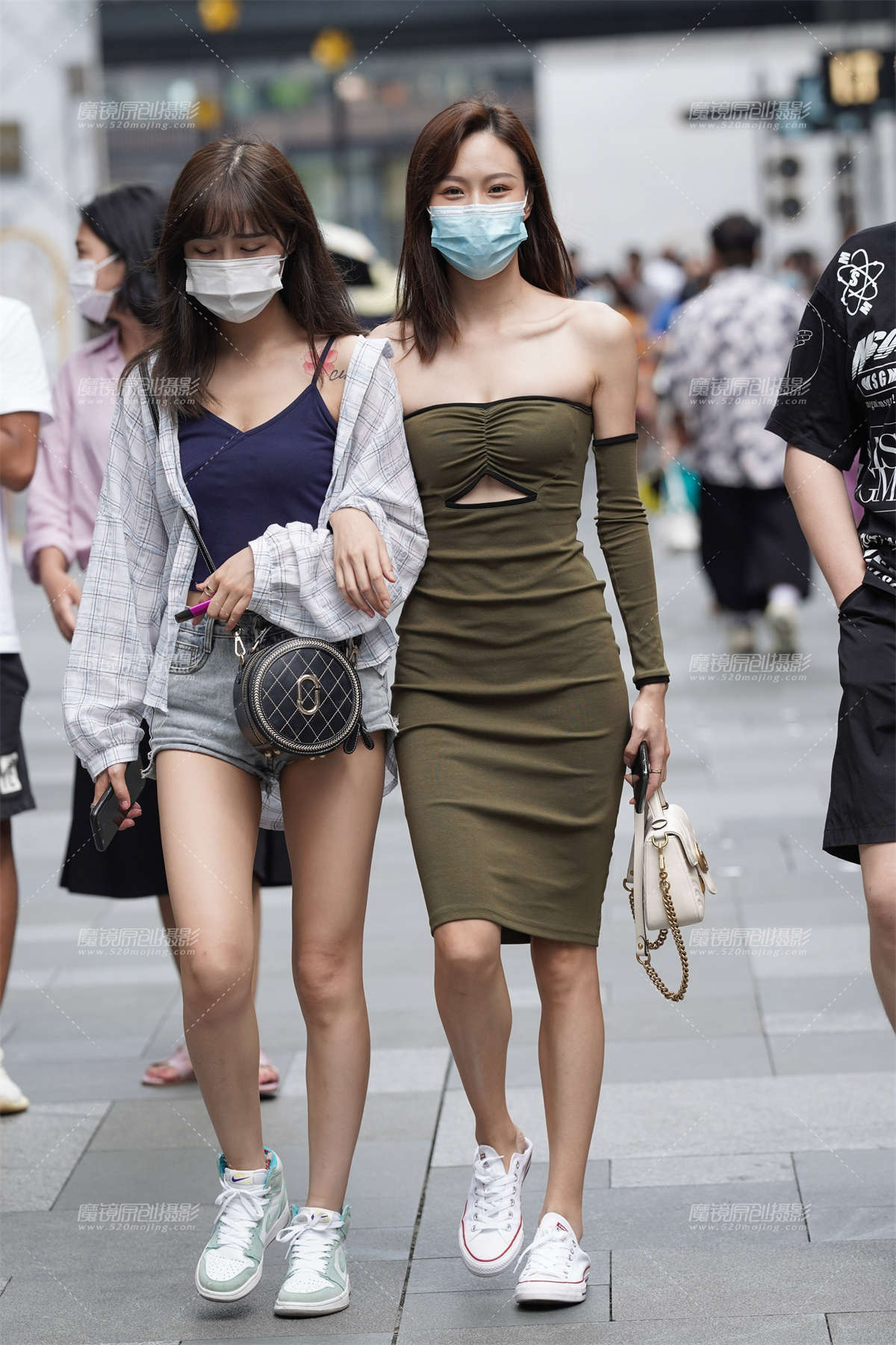 【凯恩赛贴】窈窕好身材-日更街拍