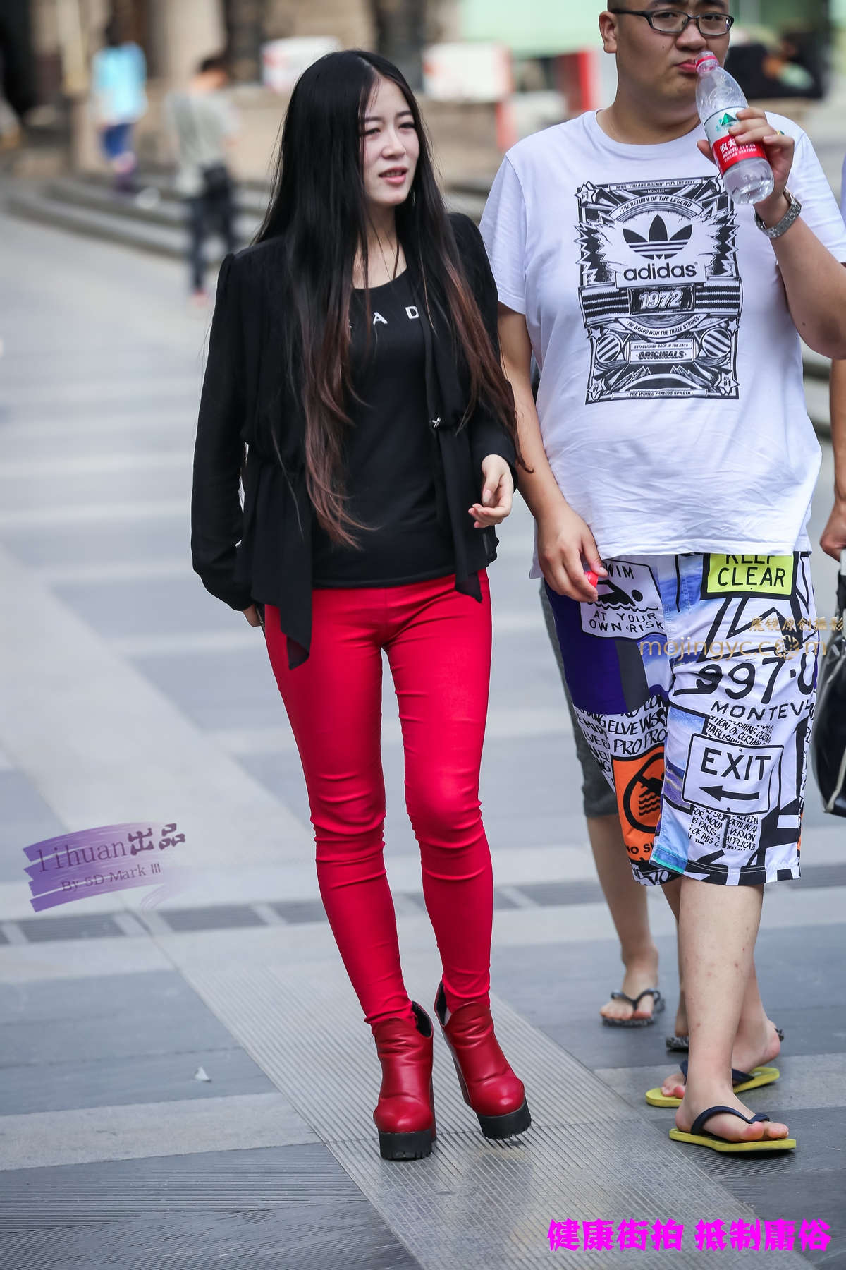 图片[2]-李欢原创-红裤，紧翘（15P）-日更街拍