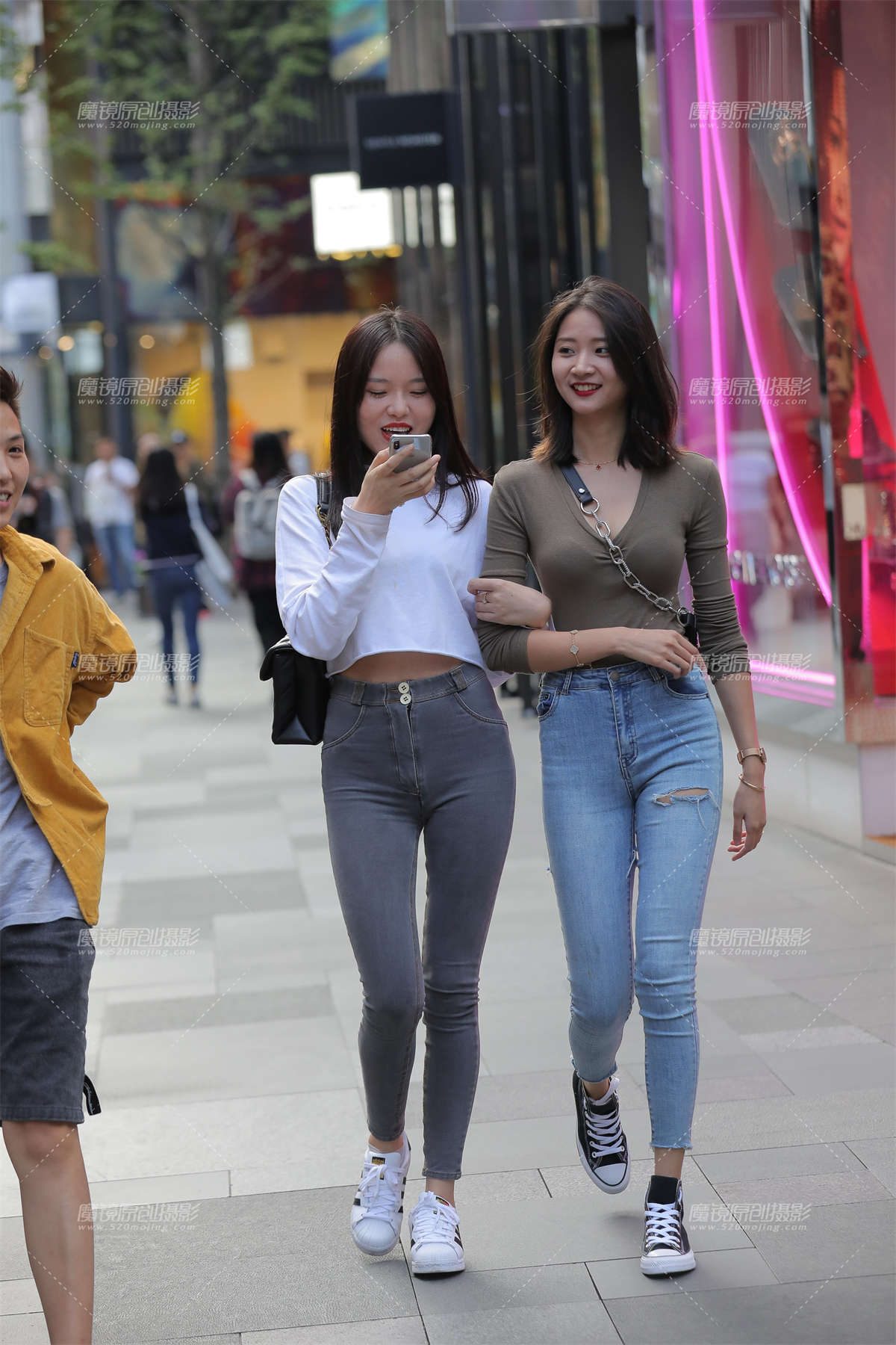 【凯恩赛贴】双牛出海-日更街拍