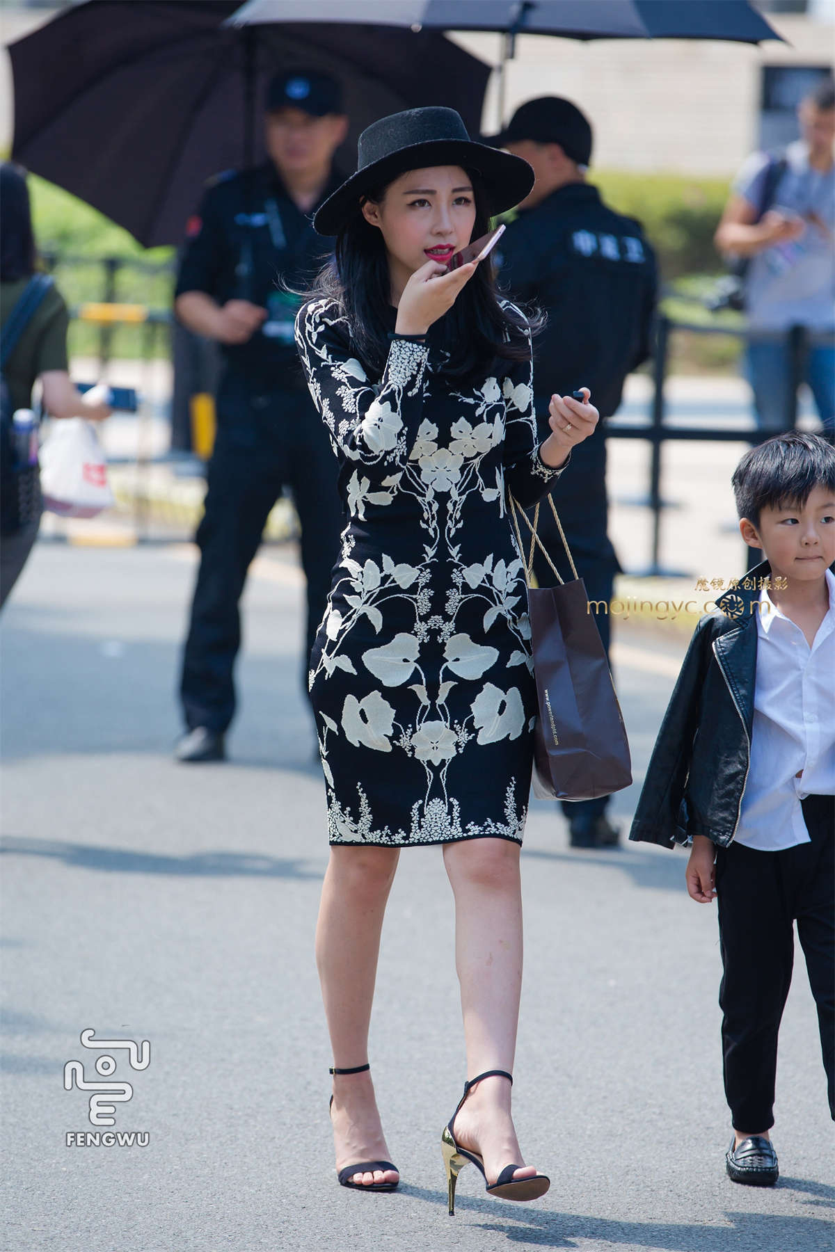 紧身短裙，裸腿，凉高（10）-日更街拍