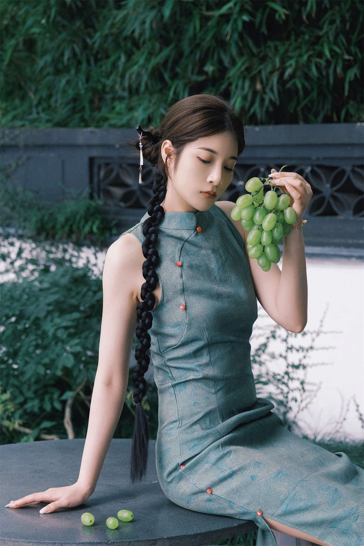 YITUYU艺图语 2023.07.15 别苑青提 睡觉不眨眼-日更街拍