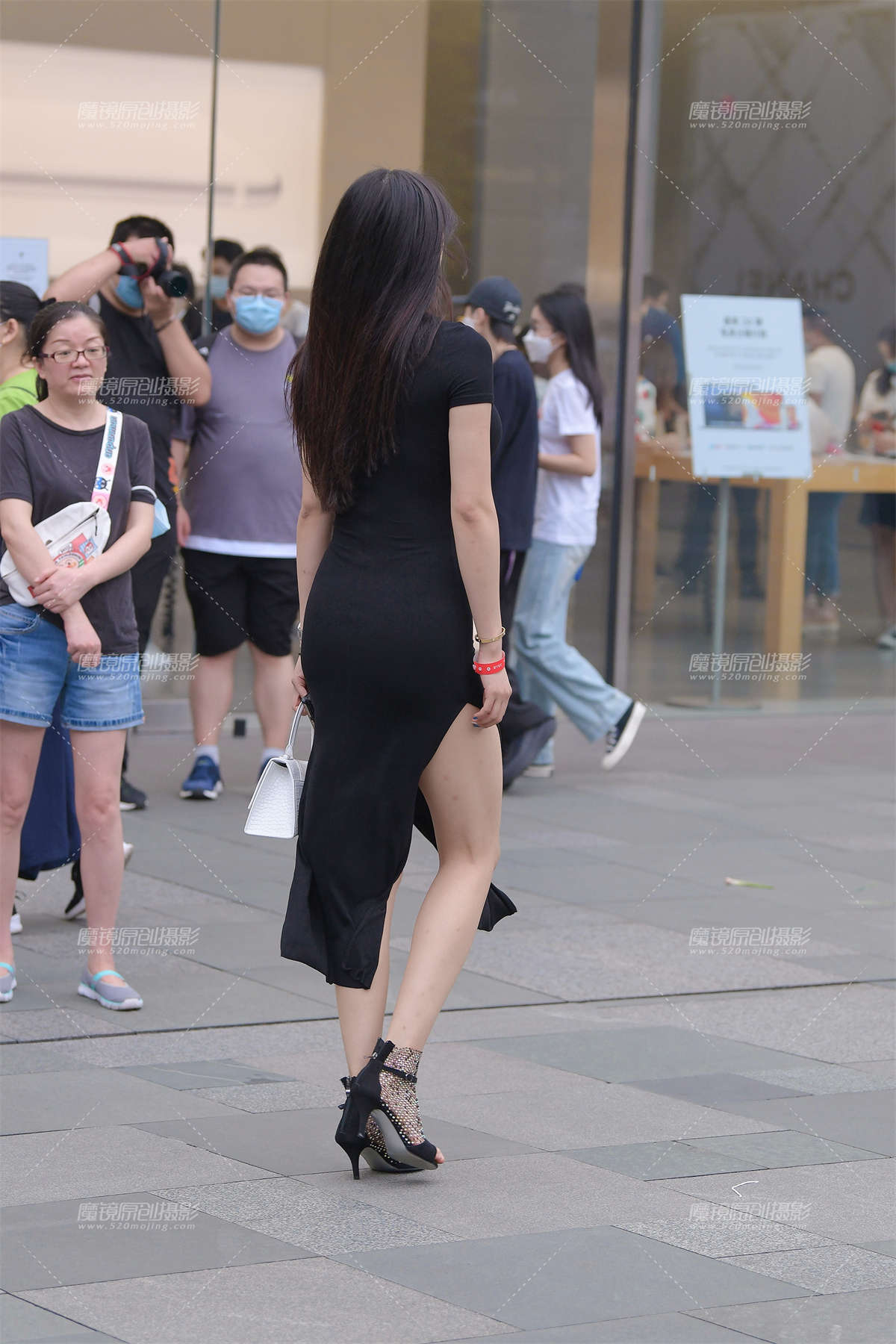 图片[2]-这身材，没谁了~-日更街拍