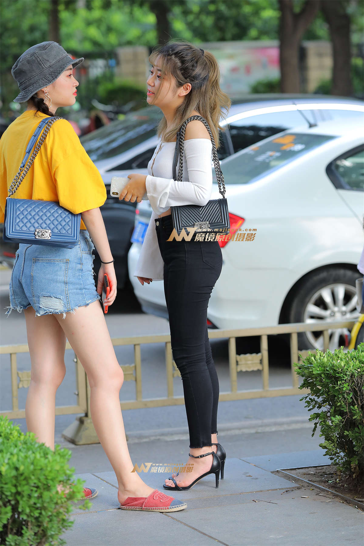 【视觉冲击赛贴】俩闺蜜-日更街拍