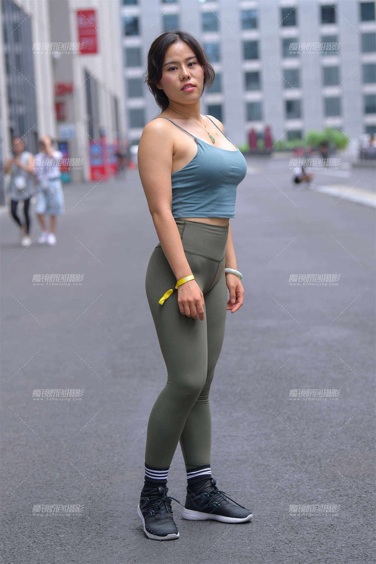 【街拍之魂赛帖】有点酷-日更街拍