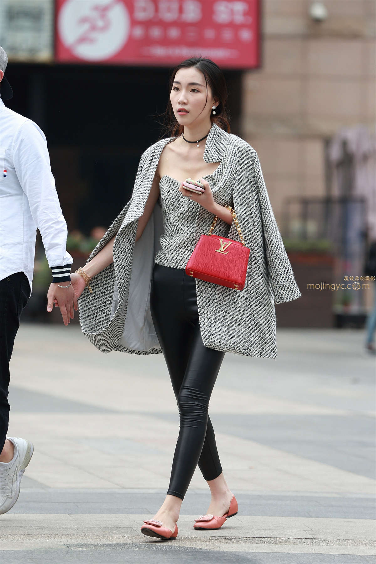 紧身裤，平底鞋-日更街拍