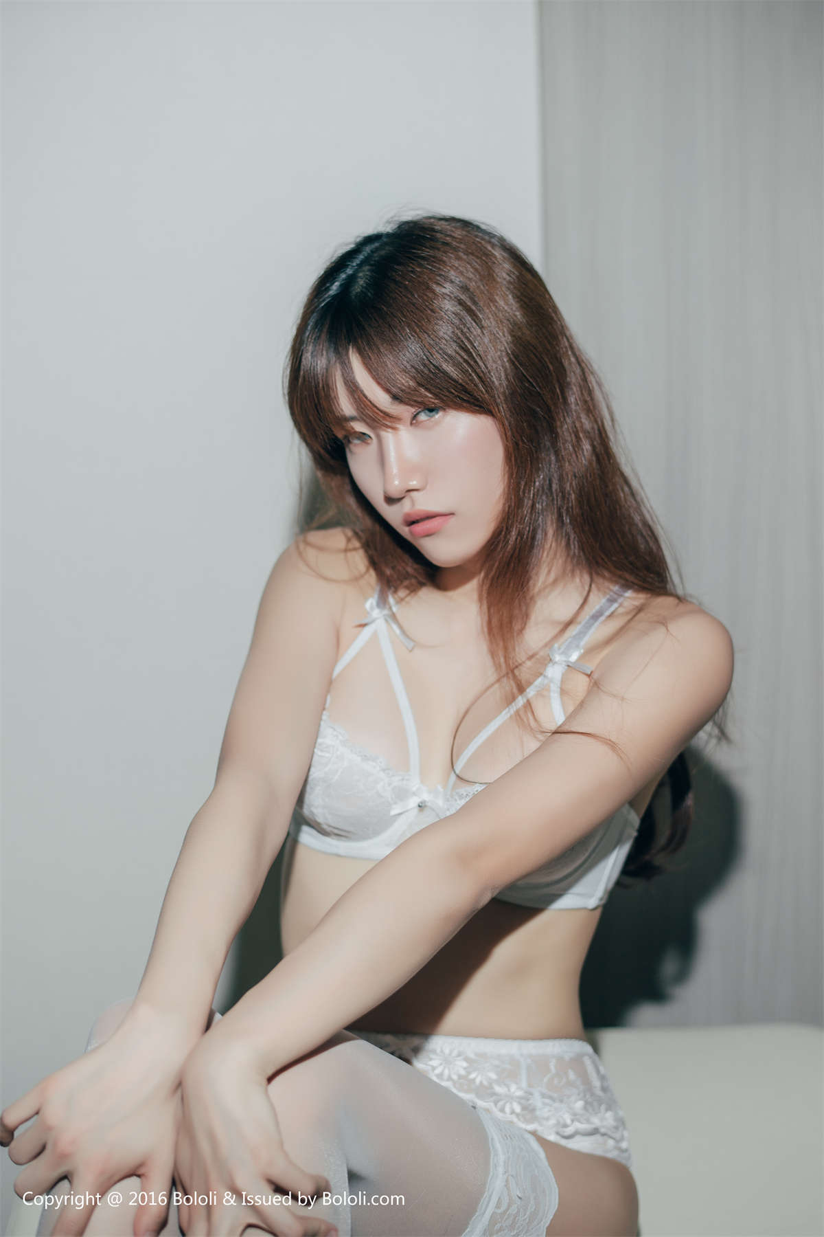 Bololi波萝社 BOL.074 kboraの黑白诱惑-日更街拍