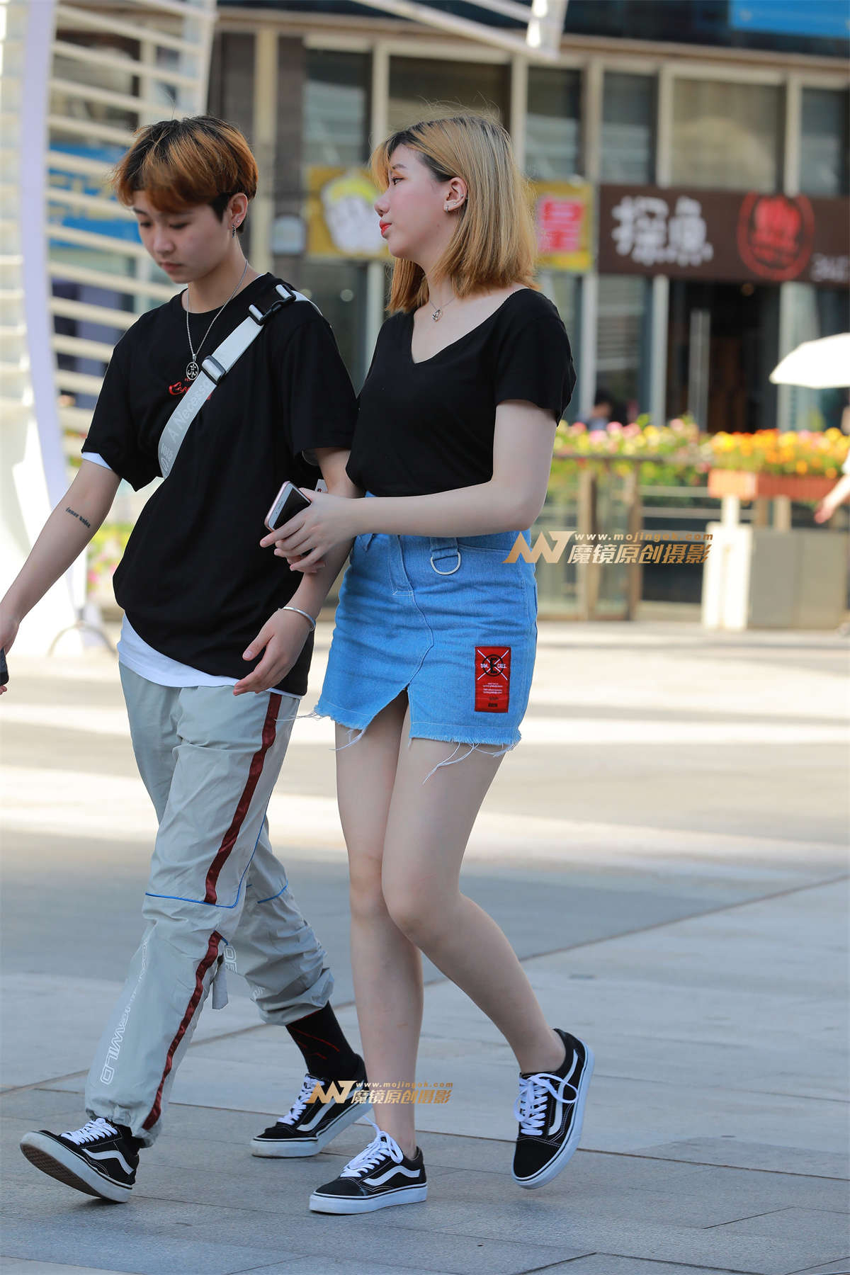 【视觉冲击赛帖】性感 牛仔包臀裙 女友-日更街拍