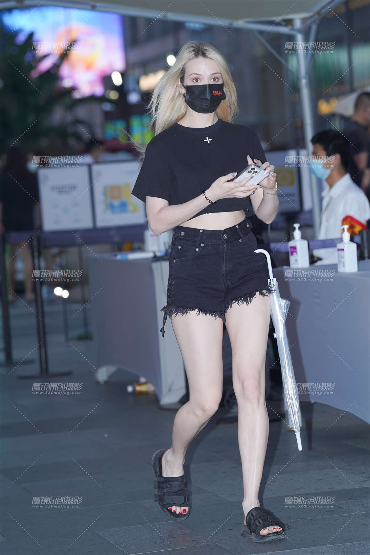 热裤美腿-日更街拍