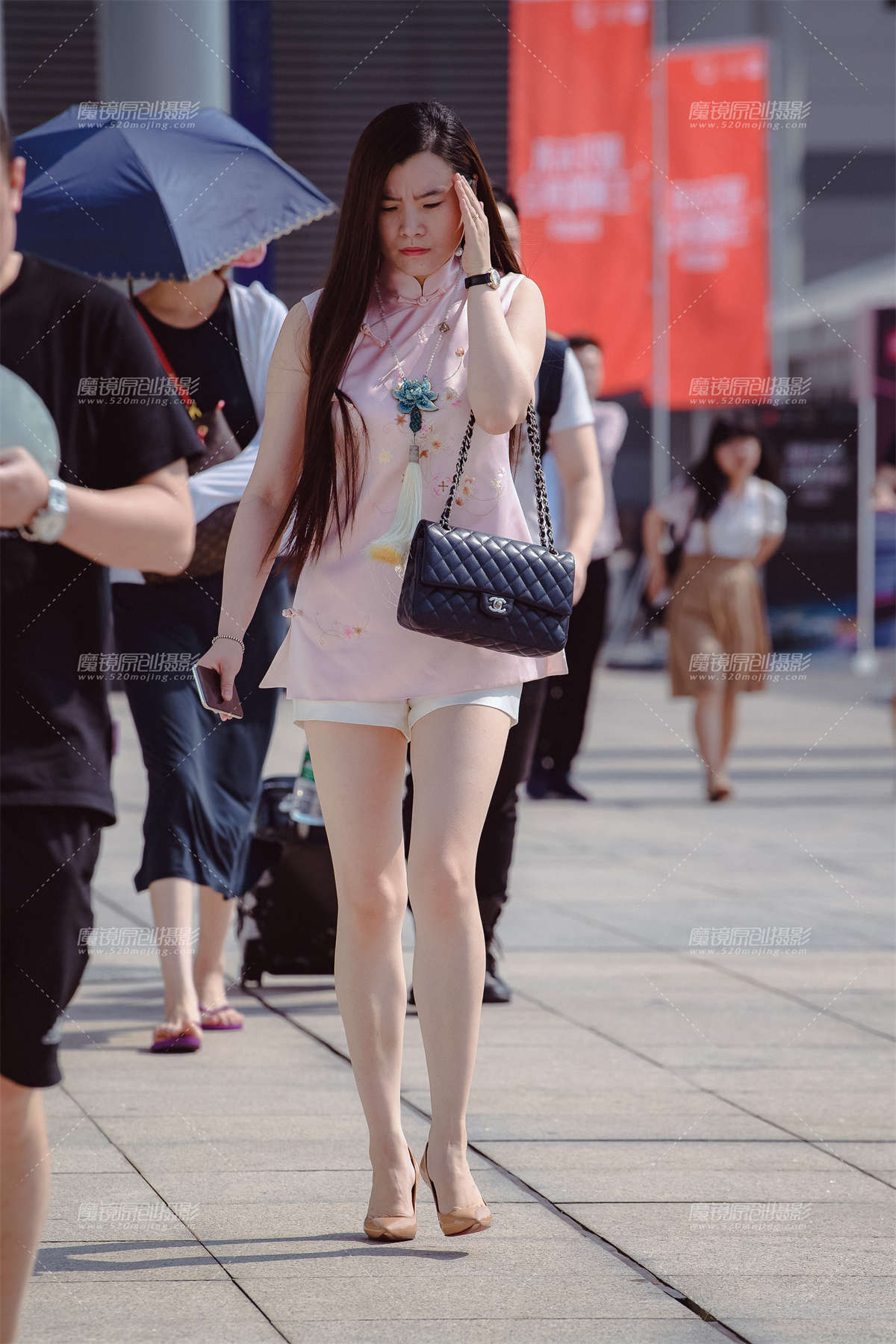 韵味的高跟美腿-日更街拍