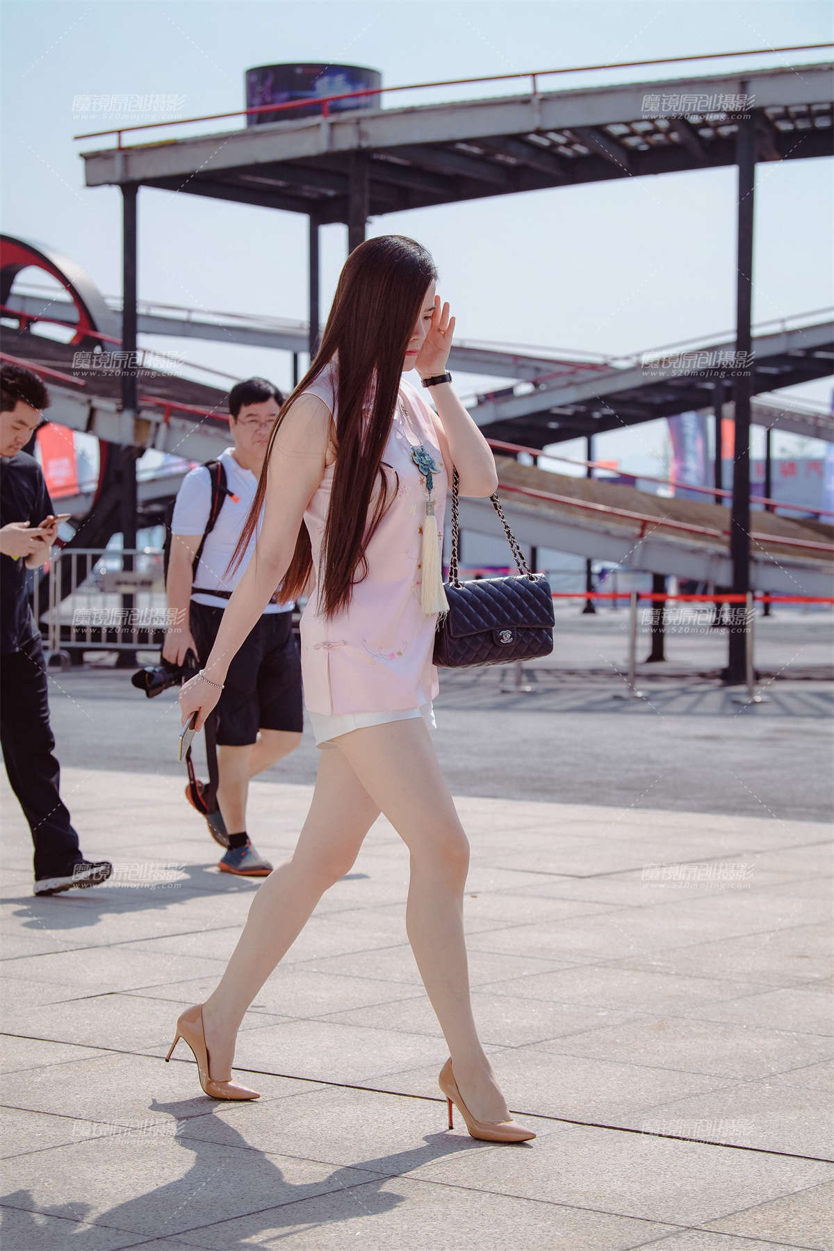 图片[2]-韵味的高跟美腿-日更街拍