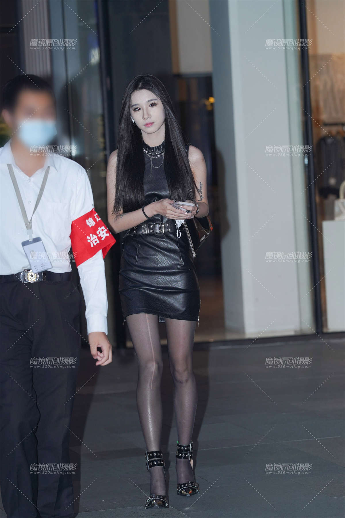 时尚魅力黑丝美女-日更街拍