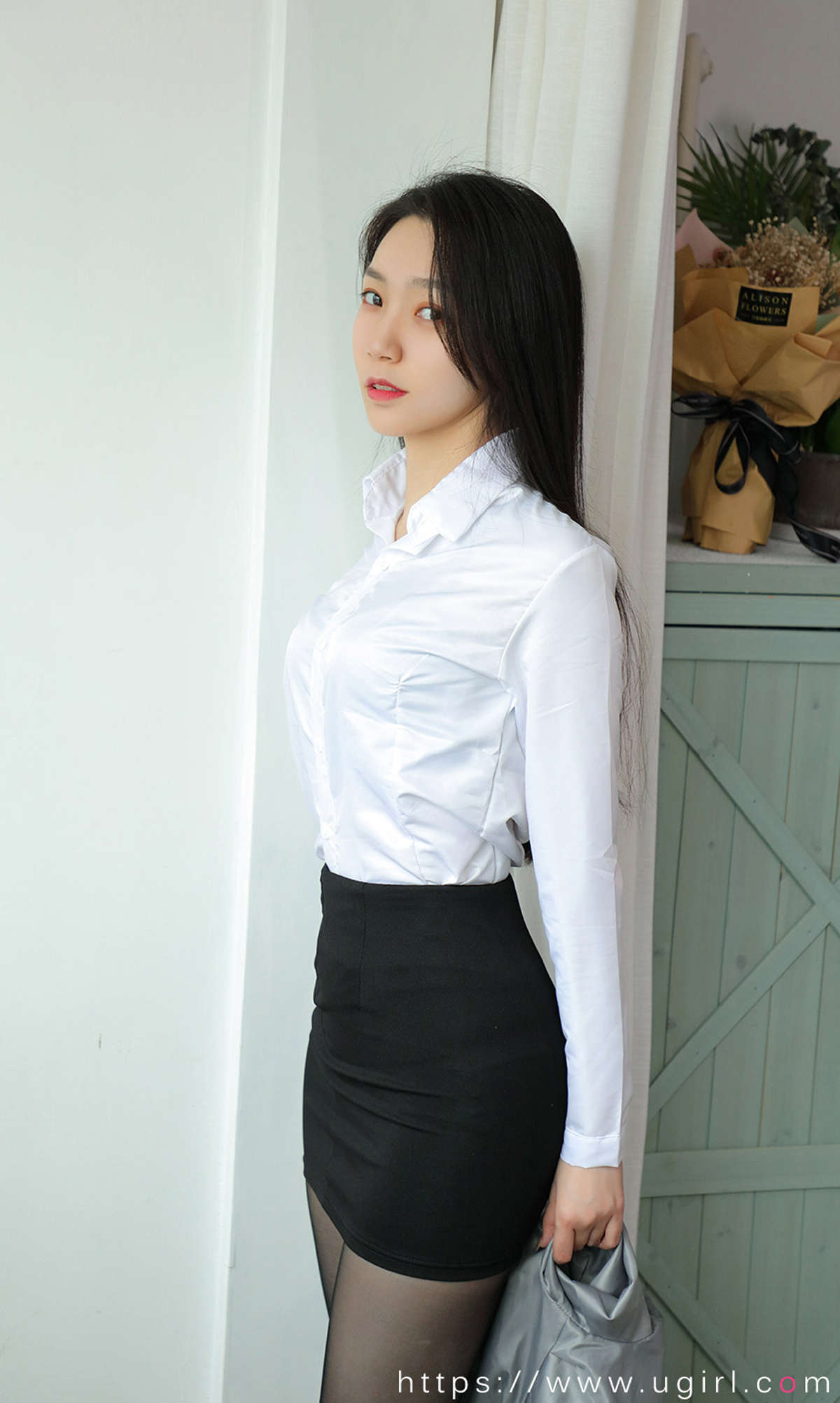 图片[2]-Ugirls爱尤物 NO.2069 小桃子 办公室情敌-日更街拍