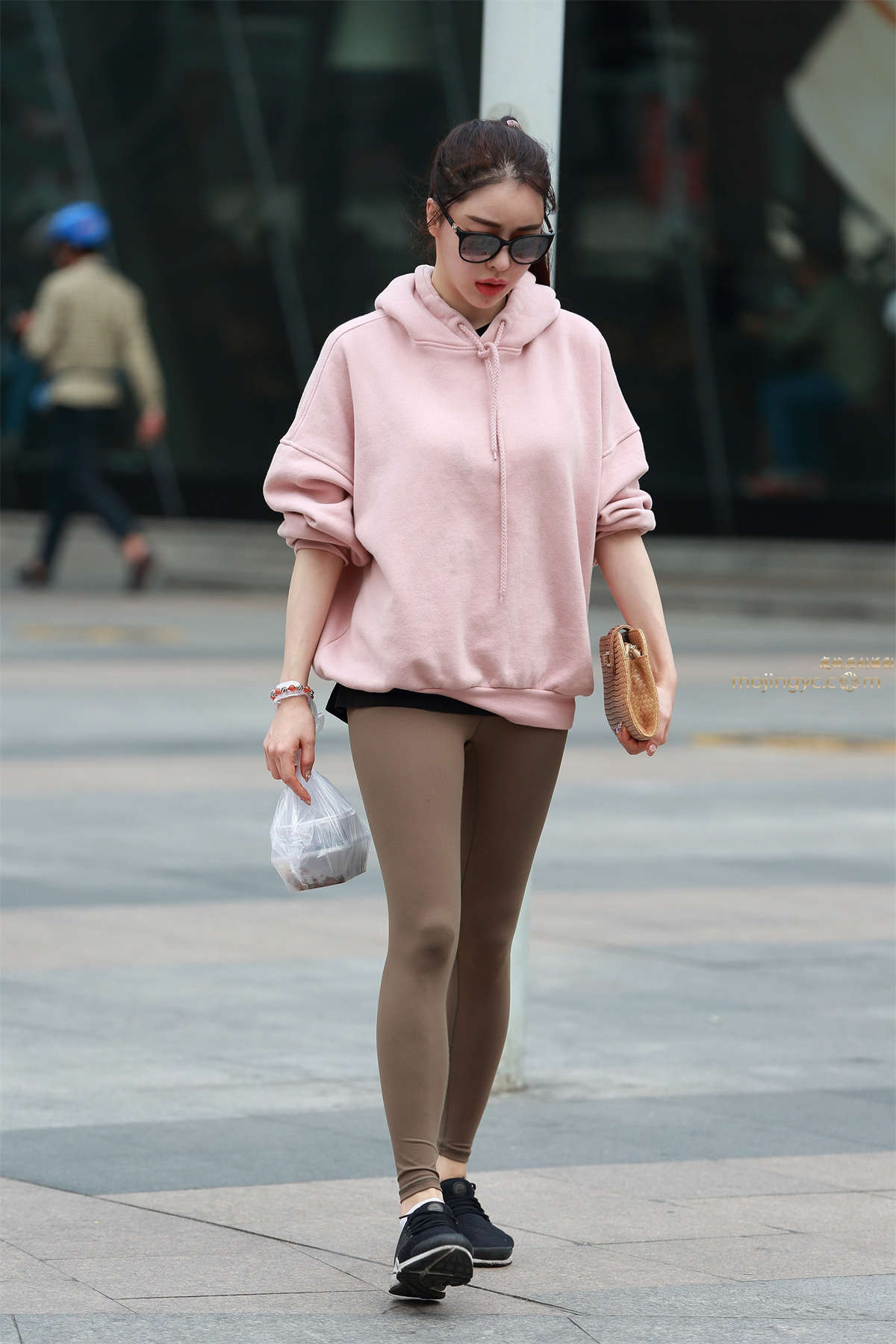 紧身裤，运动鞋（10）-日更街拍