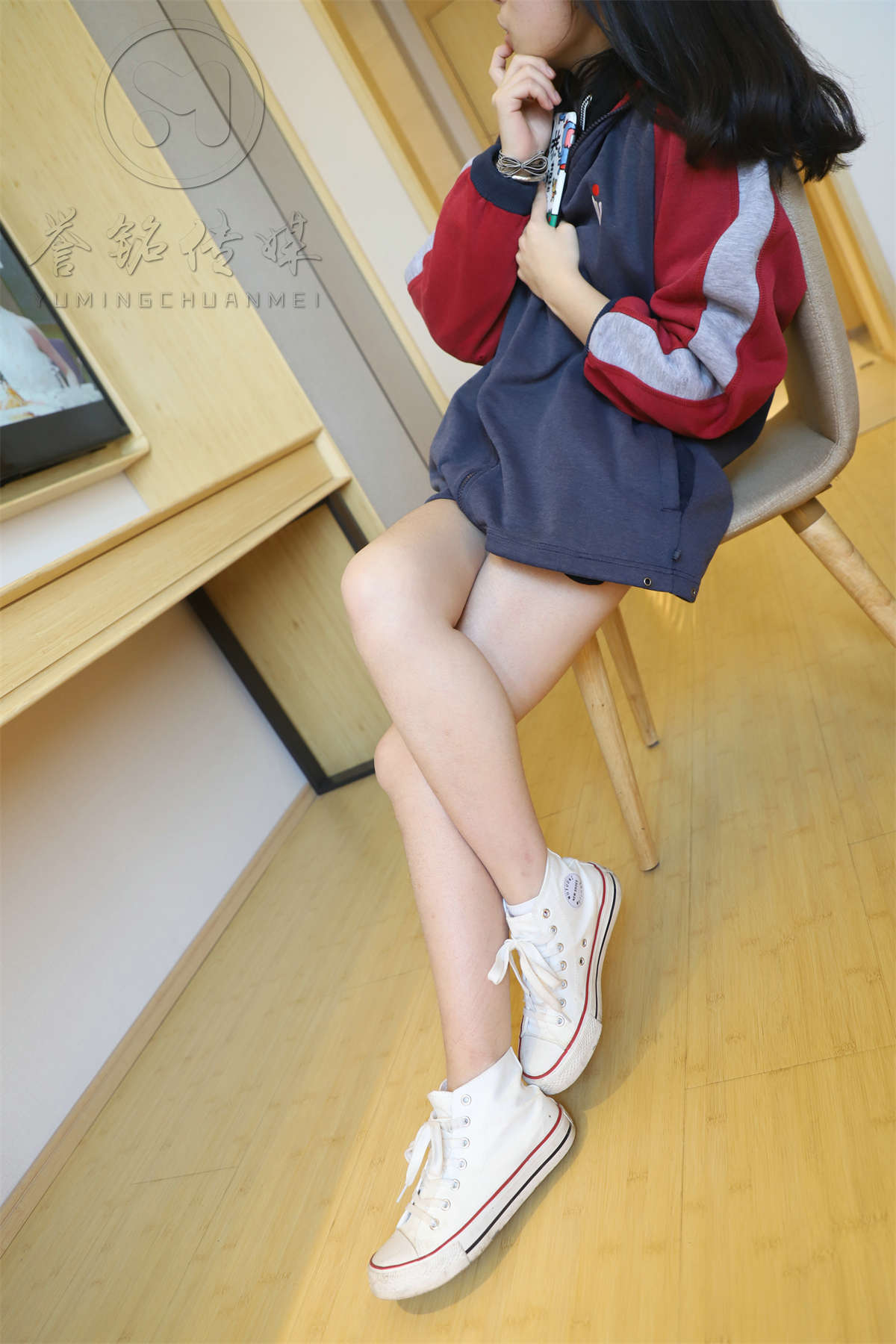 誉铭传媒 2019-第17期-日更街拍