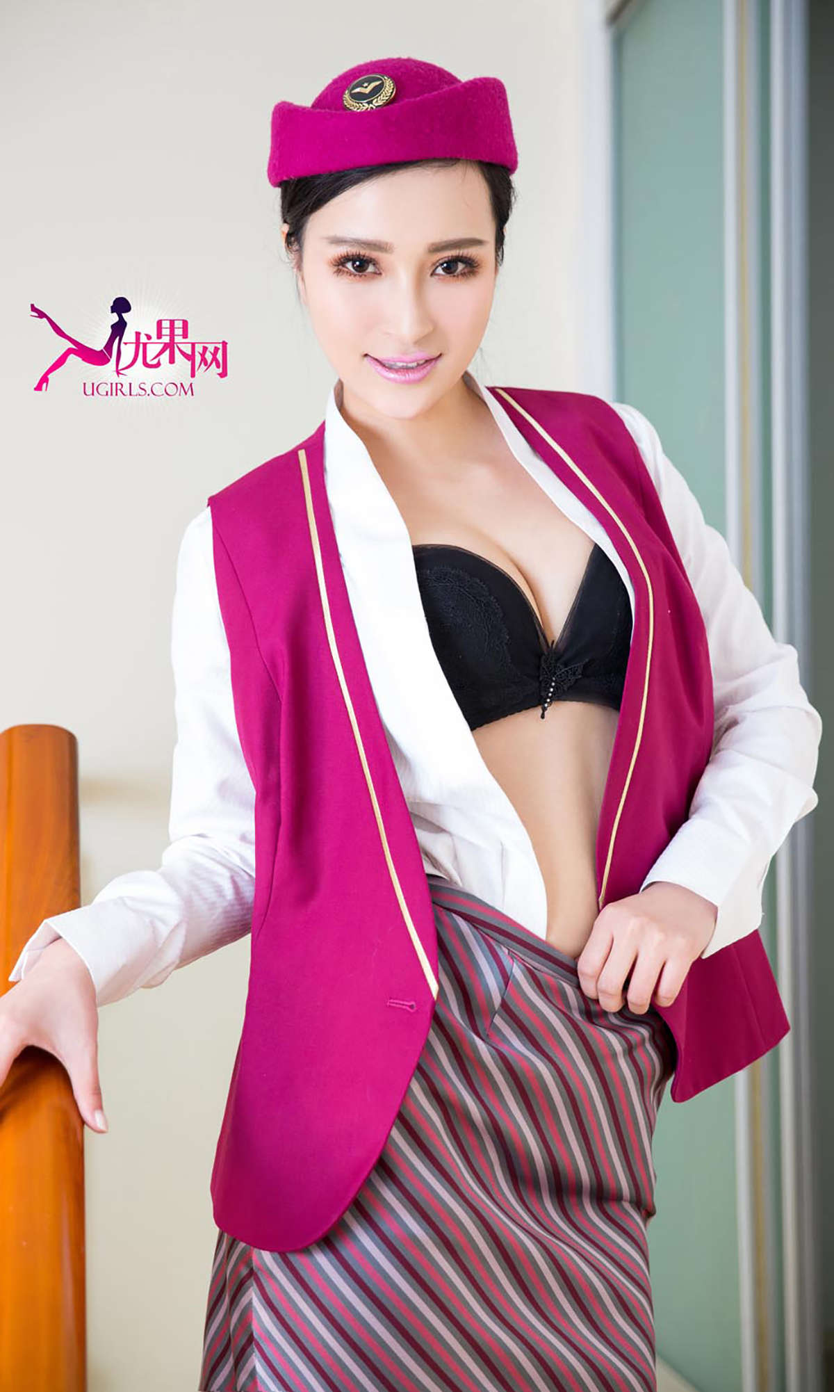 Ugirls爱尤物 NO.284 希瑶 空姐日记-日更街拍