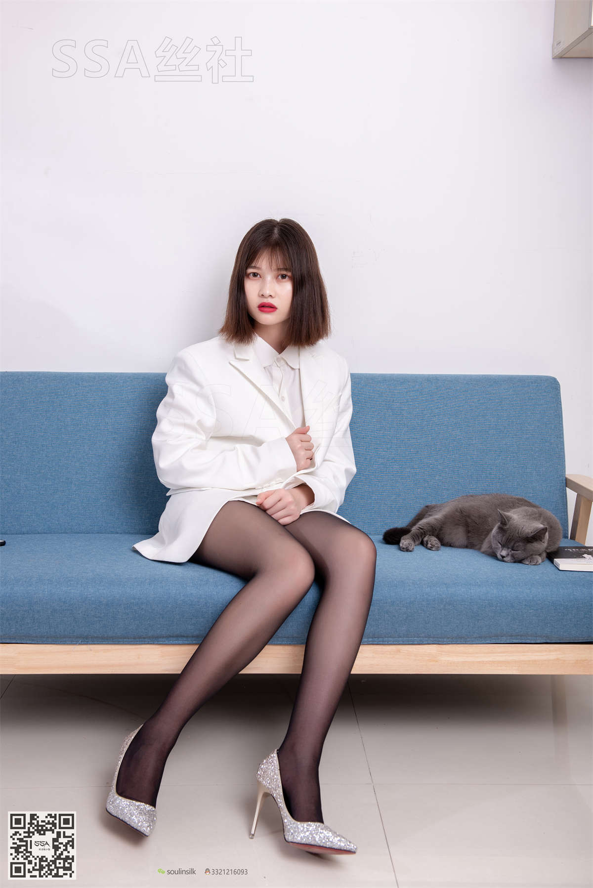 图片[2]-SSA丝社 NO.119 穗子 腿模穗子白色西装-日更街拍
