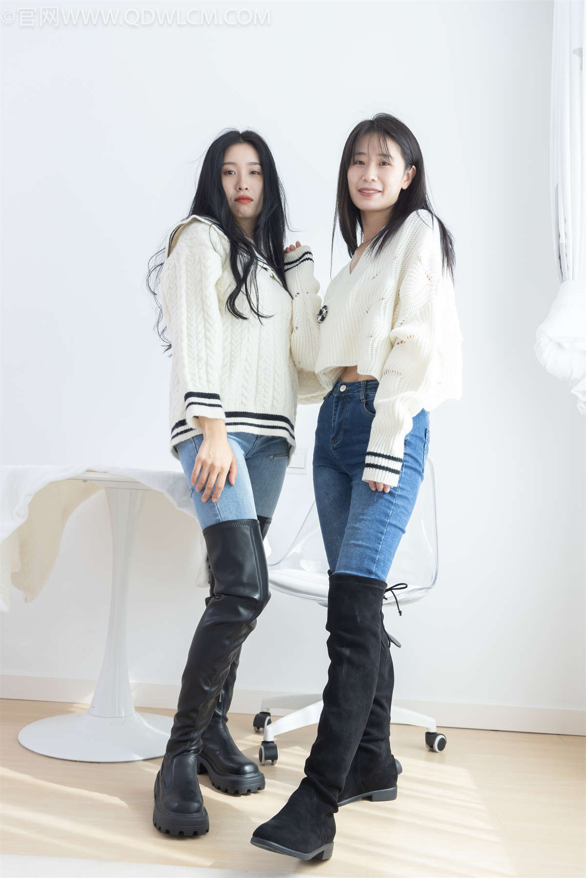 图片[2]-物恋传媒 NO.1913 菜菜&绒绒-牛奶棉花糖-日更街拍