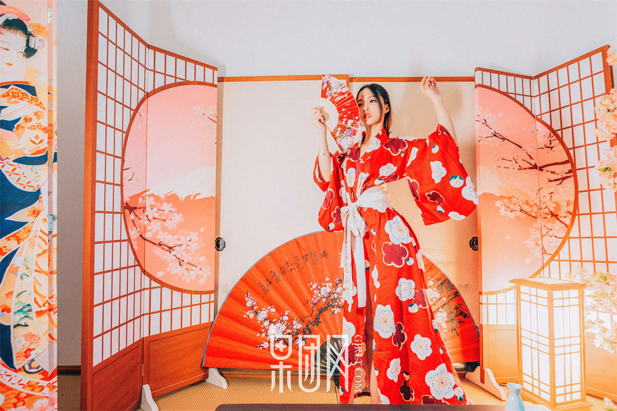 Girlt果团网 NO.065 霓虹深处歌舞妓媚眼如丝-日更街拍
