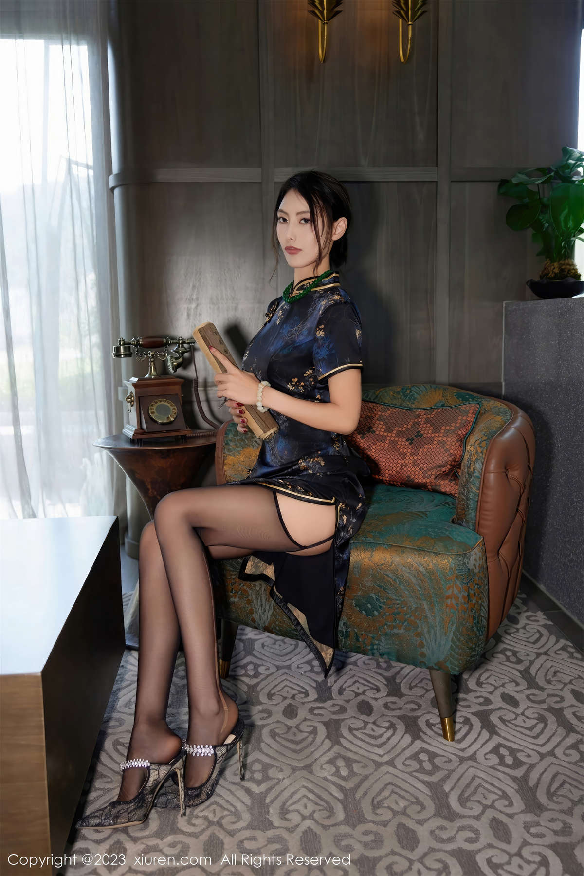 图片[2]-Xiuren秀人网 2023.11.14 No.7656 lingyu69-日更街拍