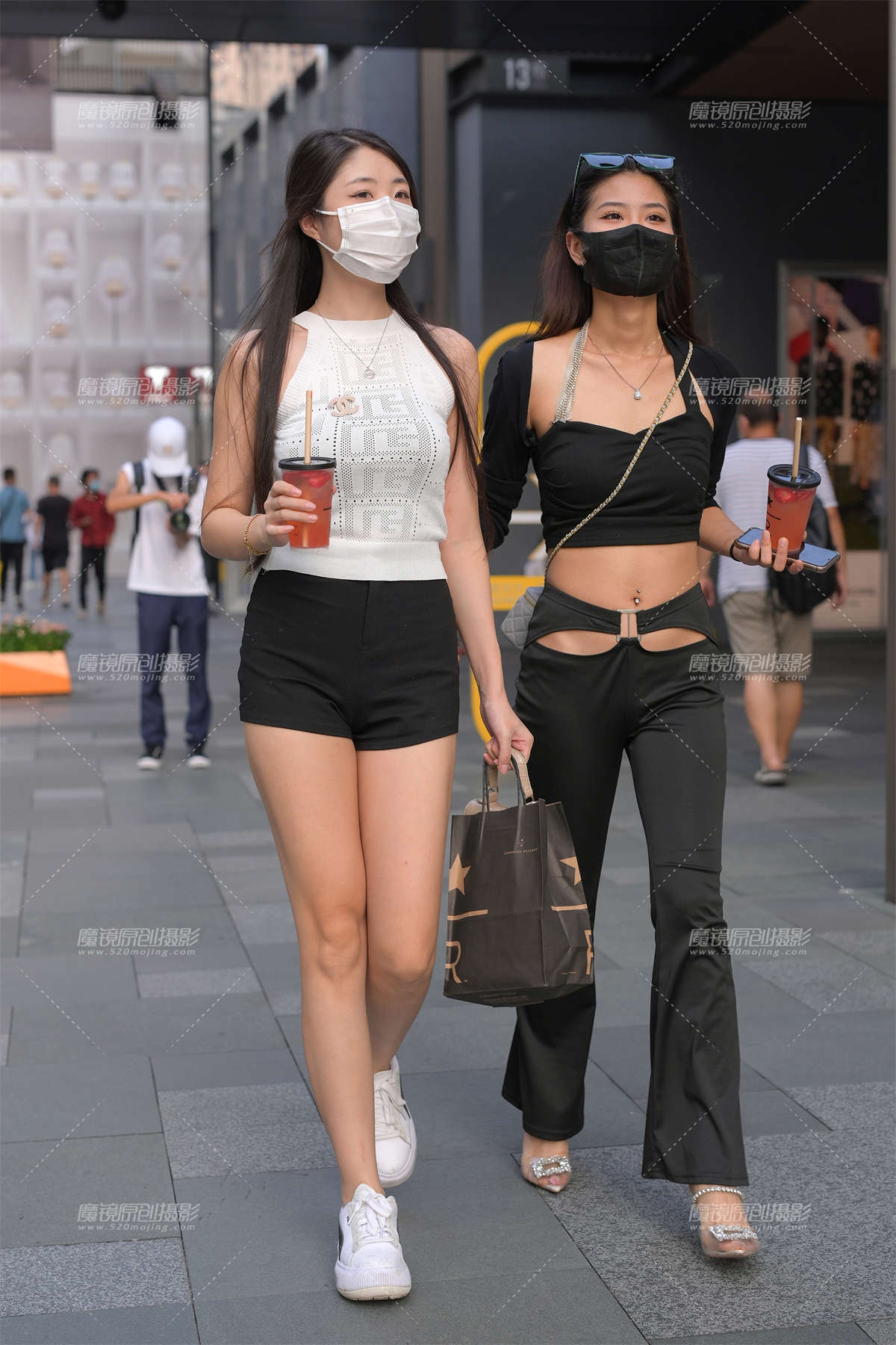 黑色热裤小妹-日更街拍