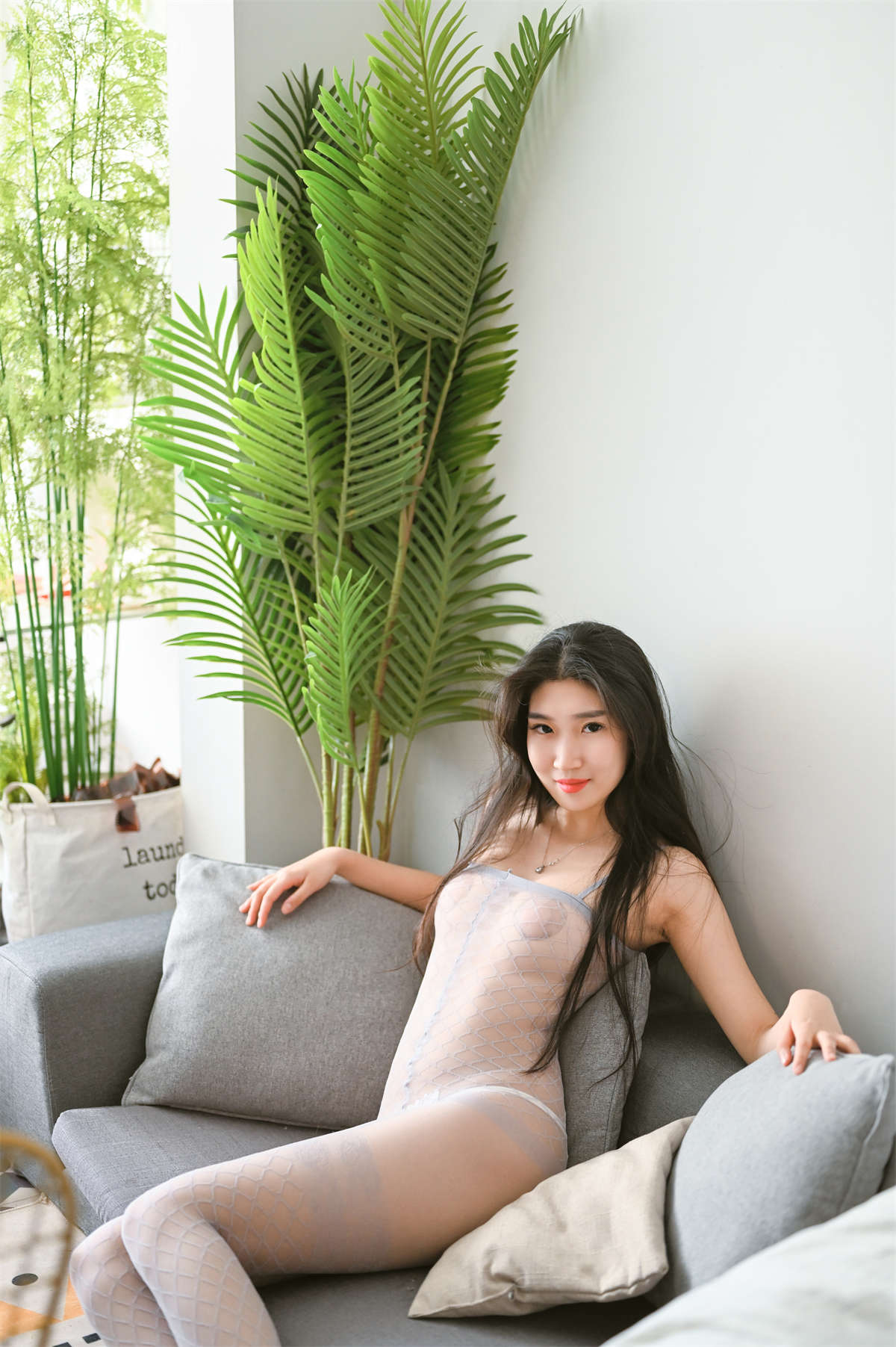 YALAYI雅拉伊2021.08.21 NO.833 曼妙绰约 玫瑰-日更街拍