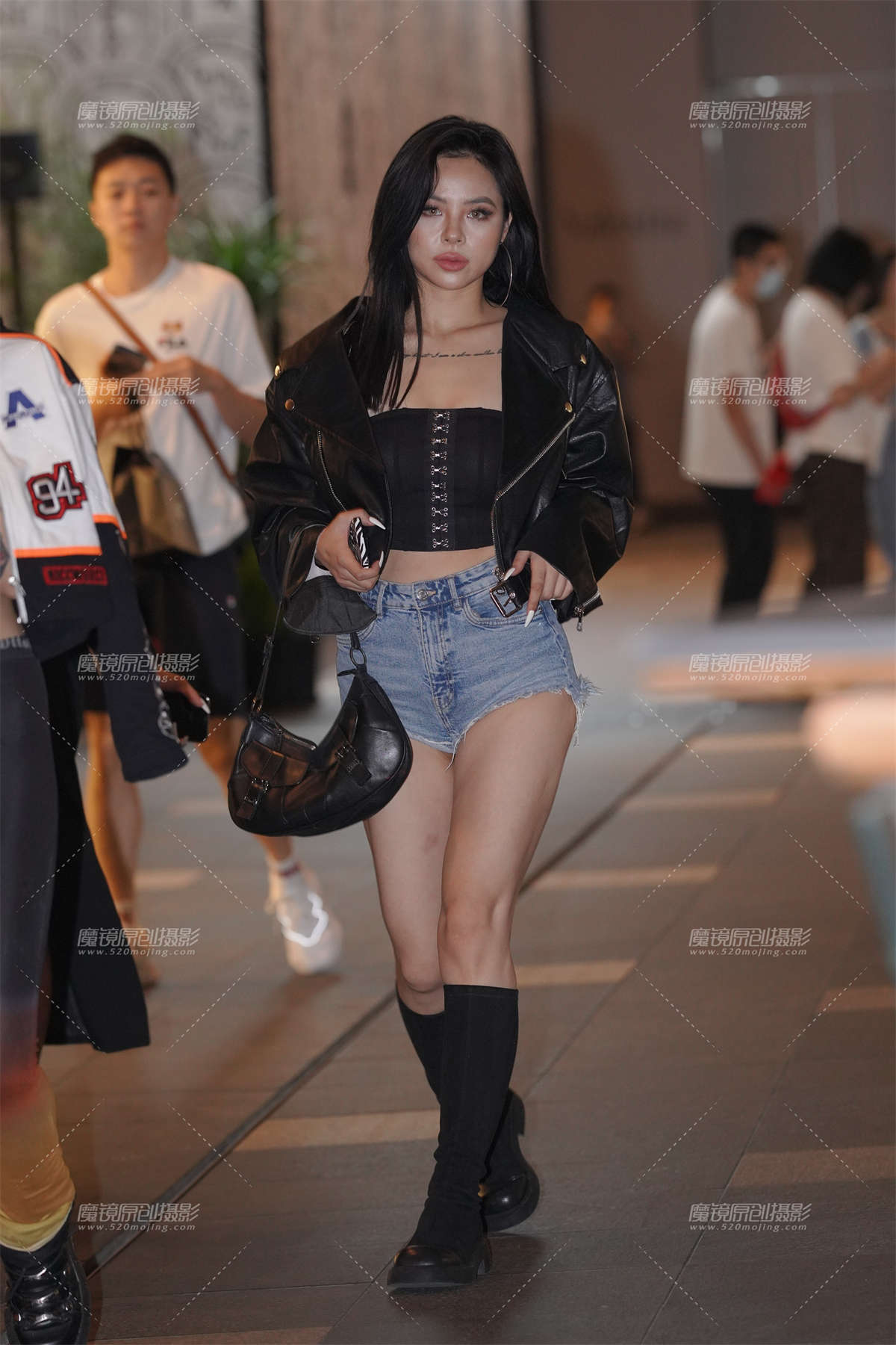 热辣美眉-日更街拍