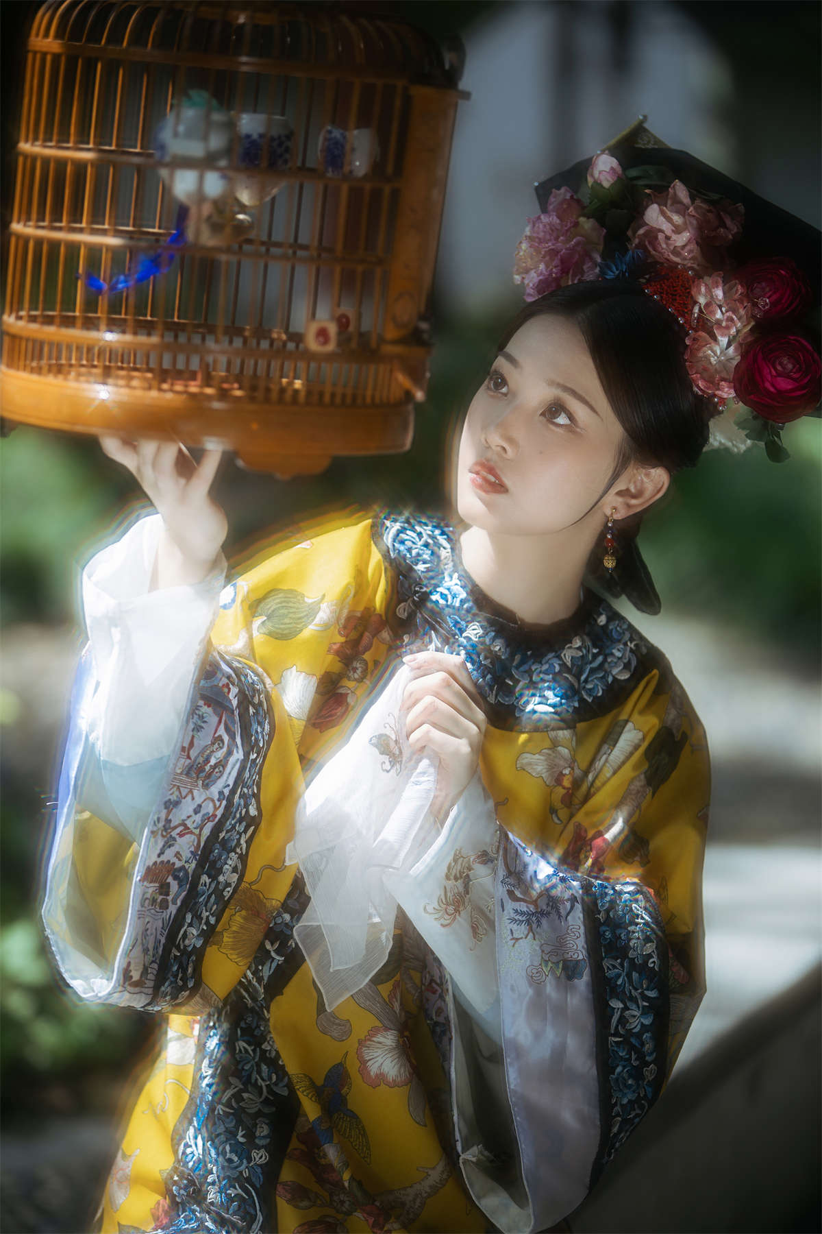 YITUYU艺图语 2023.07.18 笼中鸟 芝芝琪-日更街拍