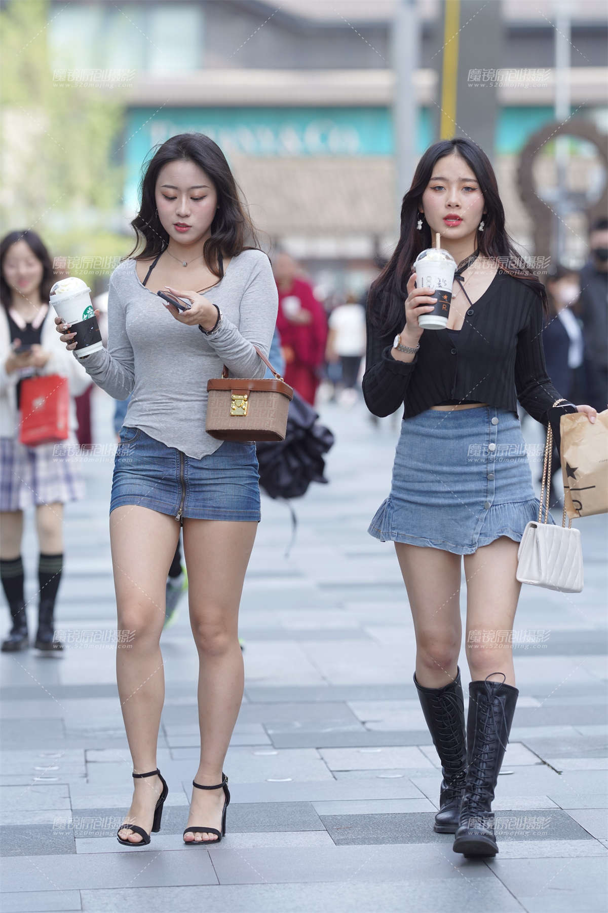 身材曼妙的美女 甜美可人-日更街拍