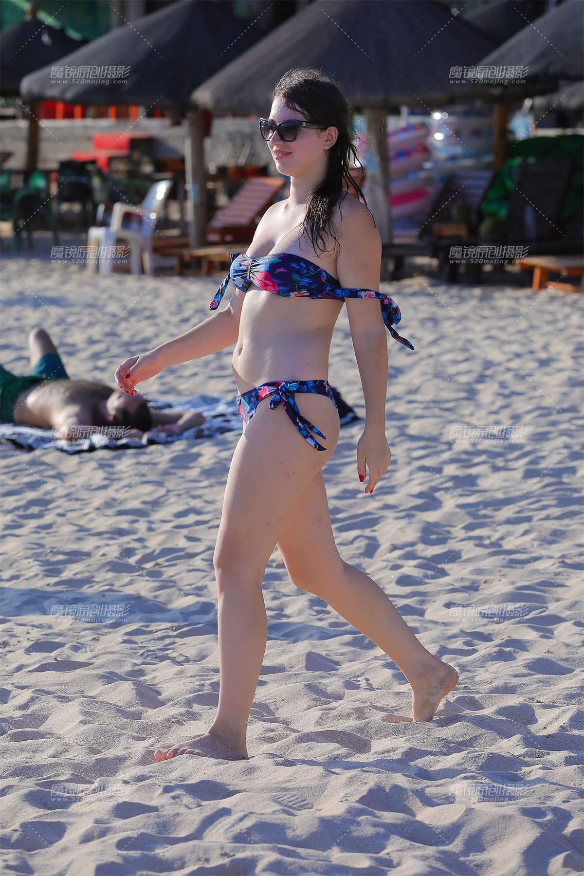 图片[2]-【视觉冲击赛贴】海边上丰腴的女人-日更街拍