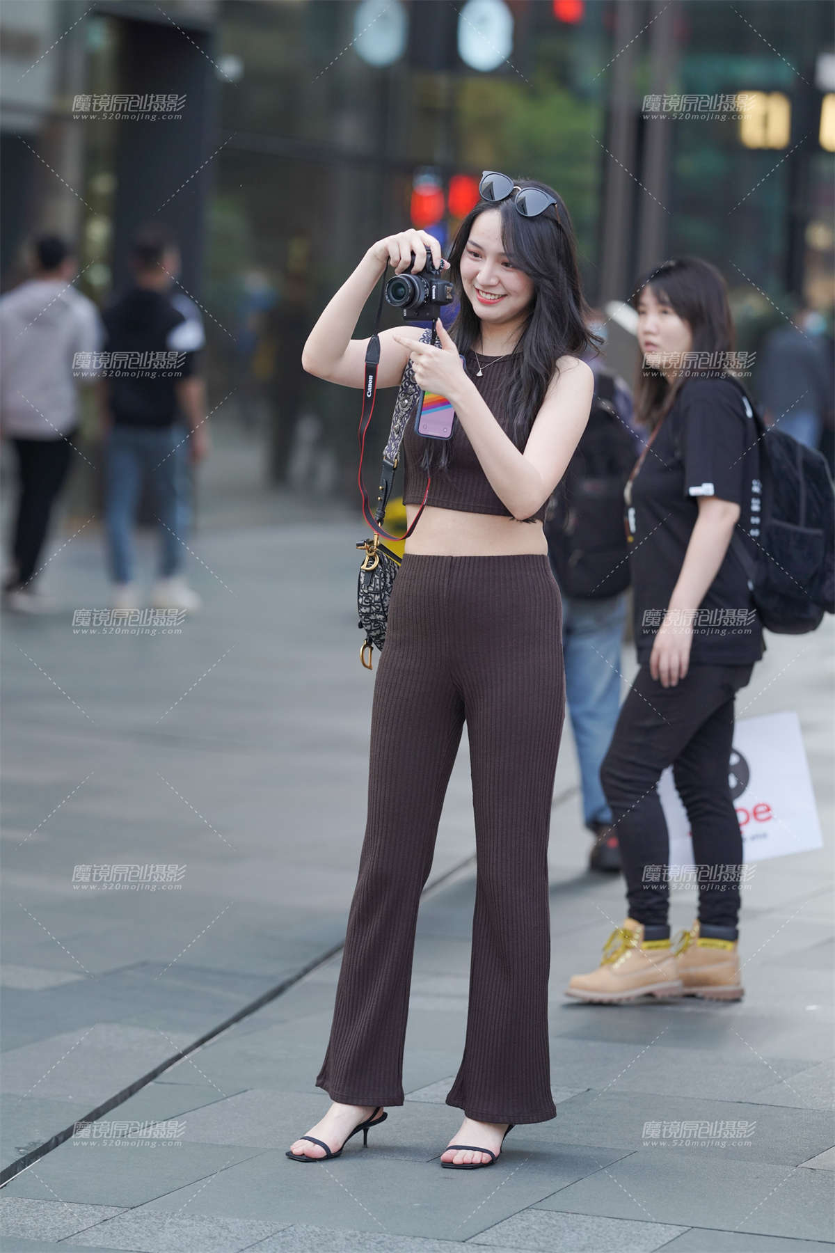 美女摄影师-日更街拍