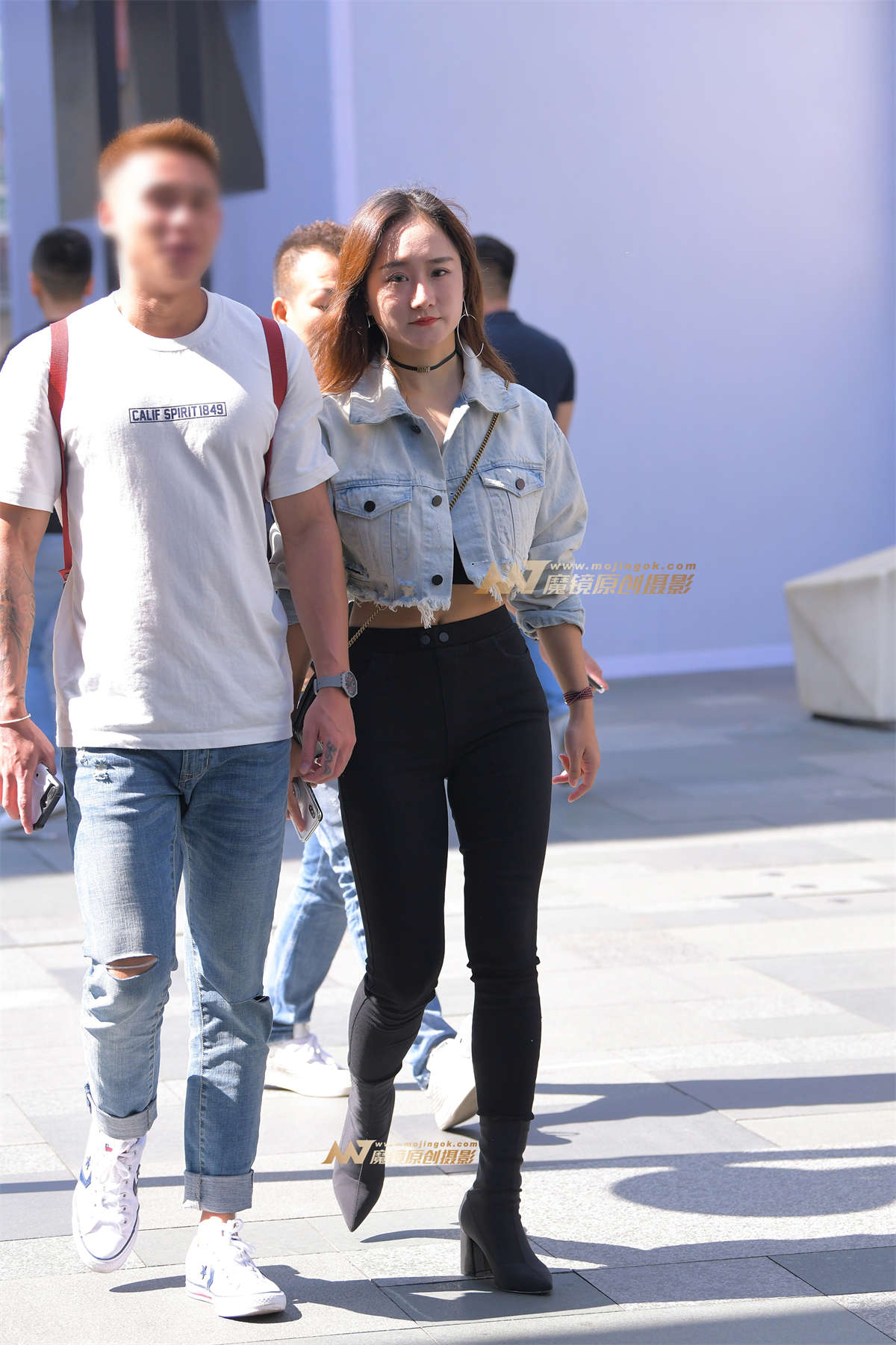 图片[2]-【街拍之魂赛帖】性感黑裤-日更街拍