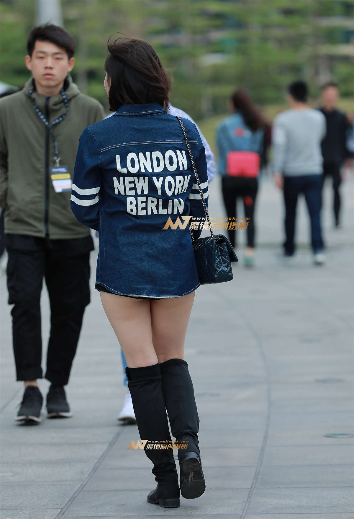 图片[2]-【视觉冲击赛贴】上暖下凉的短发妹子-日更街拍