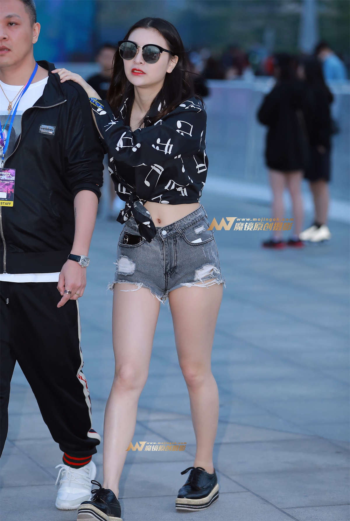 图片[2]-【视觉冲击赛帖】在这一瞬间 已爱上了妳-日更街拍