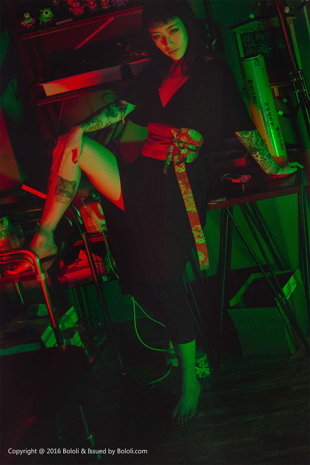 Bololi波萝社 BOL.087 纹身少女的风情 王思匀-日更街拍