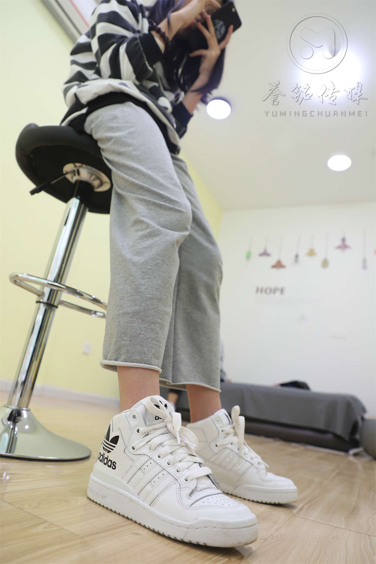 誉铭传媒 2019-第25期-日更街拍