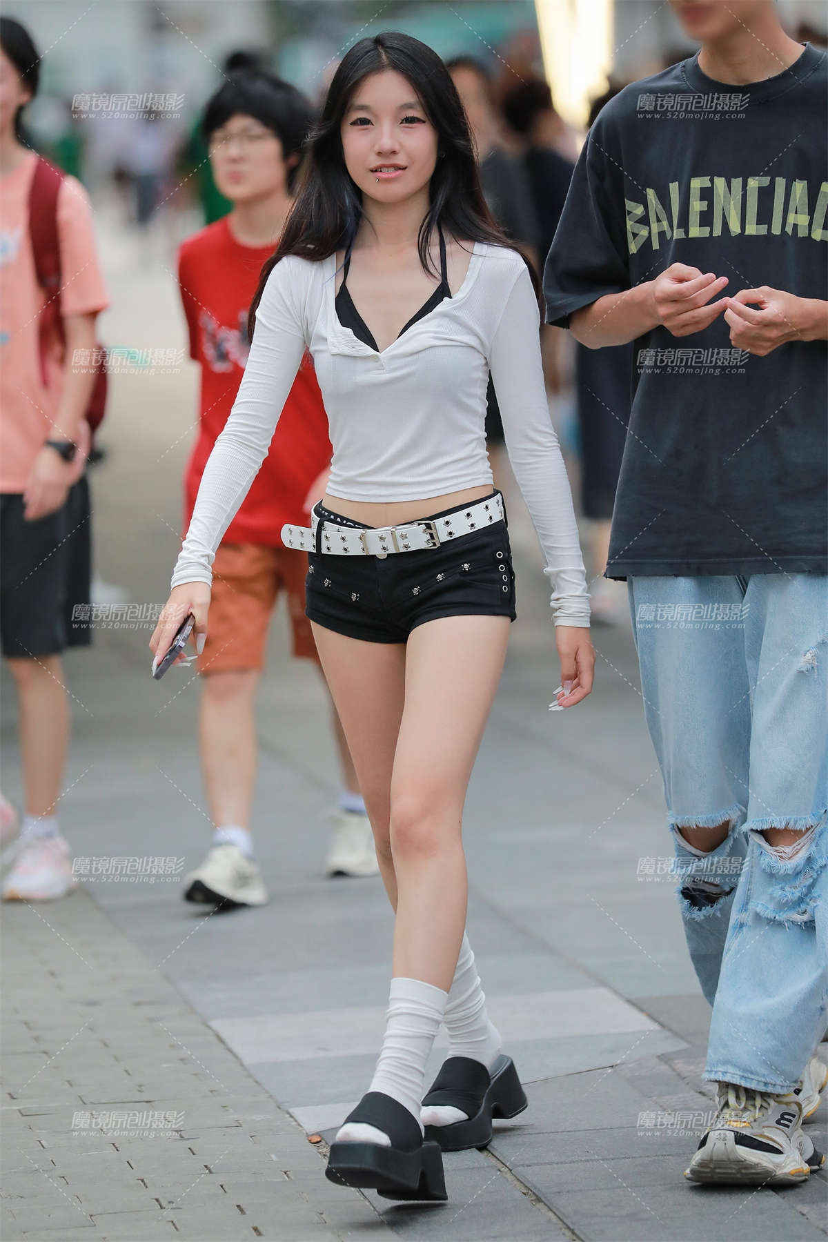 黑色热裤-日更街拍